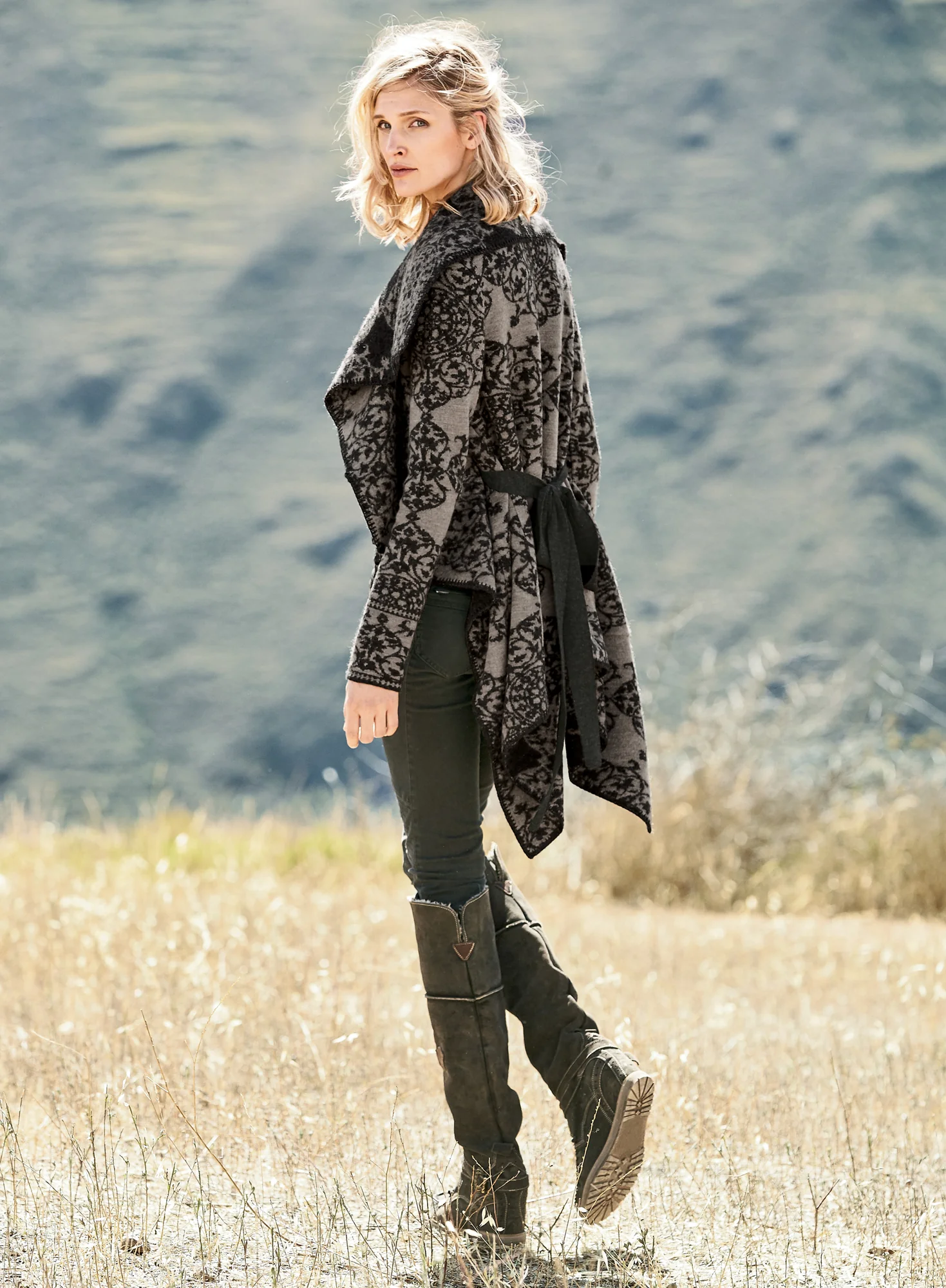 Amaru Cardigan