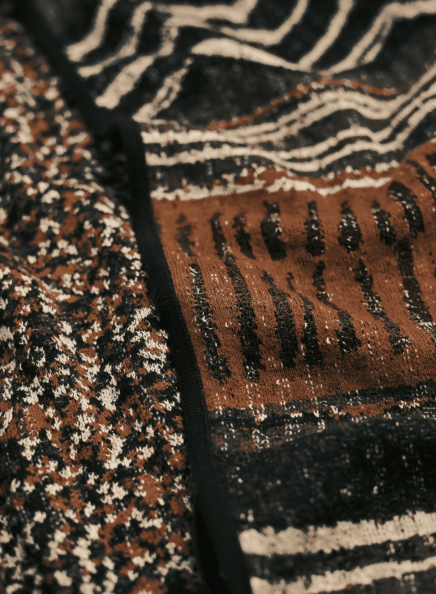 Ankara Reversible Vest - Image 3