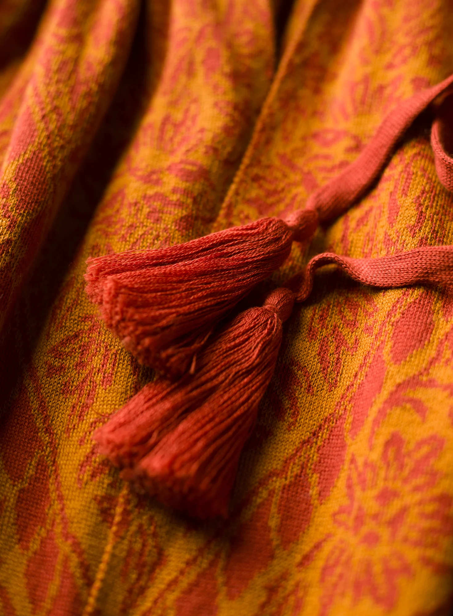 Arabesque Vest - Image 3