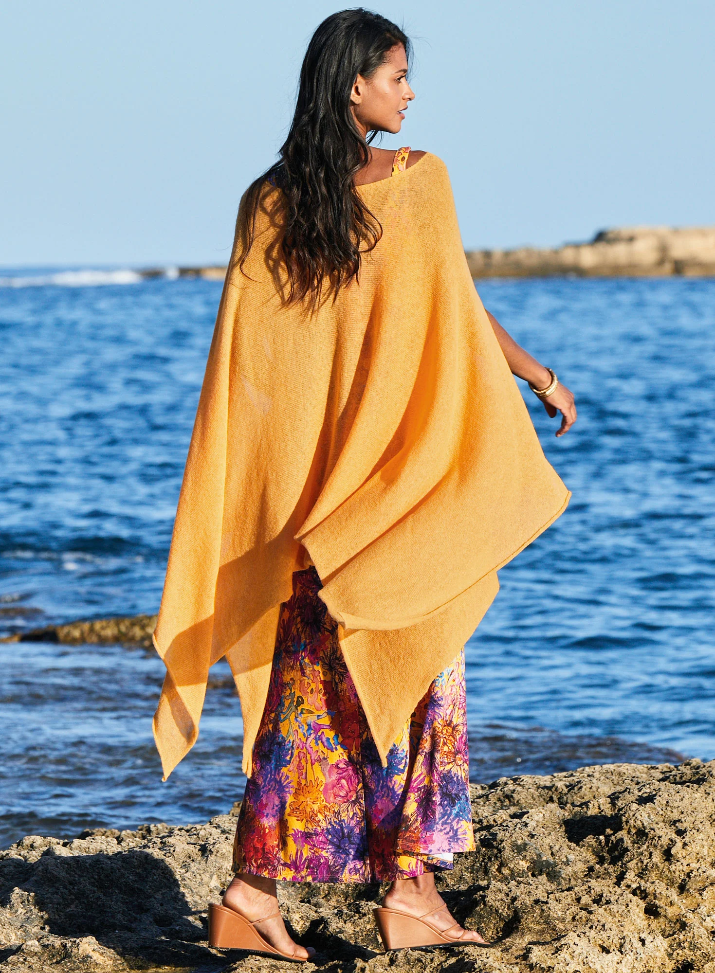 Aria Poncho - Image 2