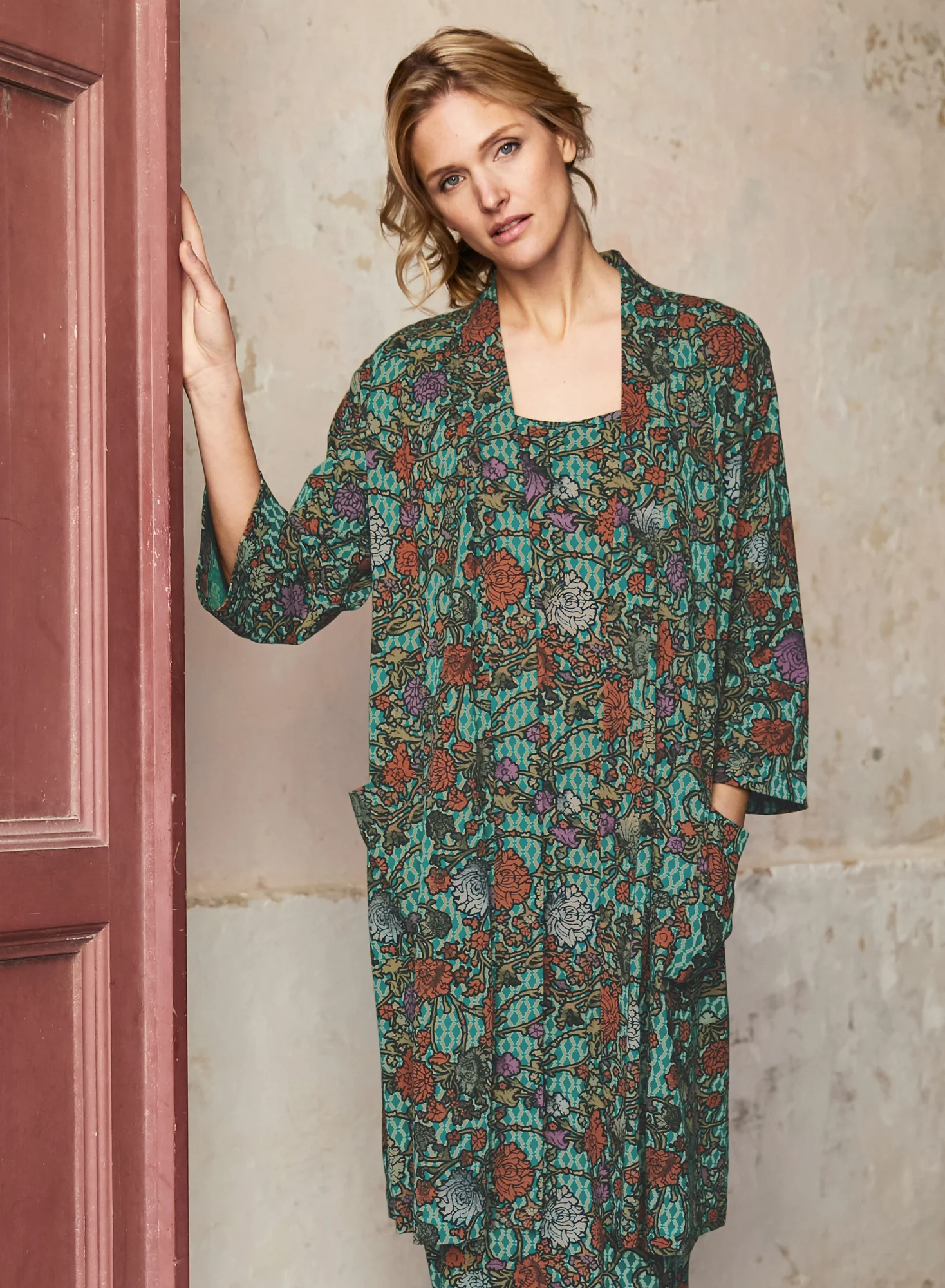 Art Nouveau Robe - Image 5