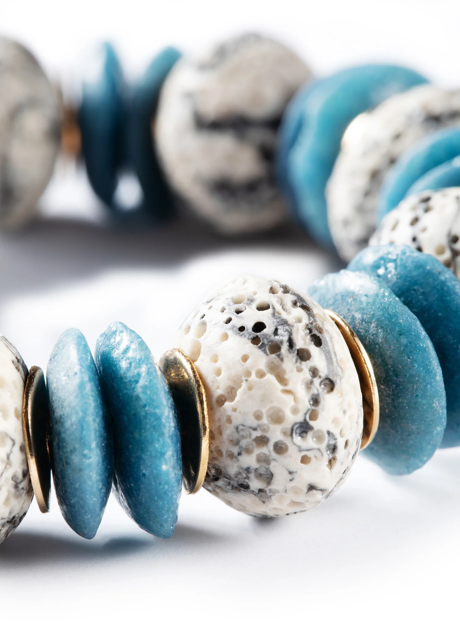 Ashanti Bead Stretch Bracelet - Image 2