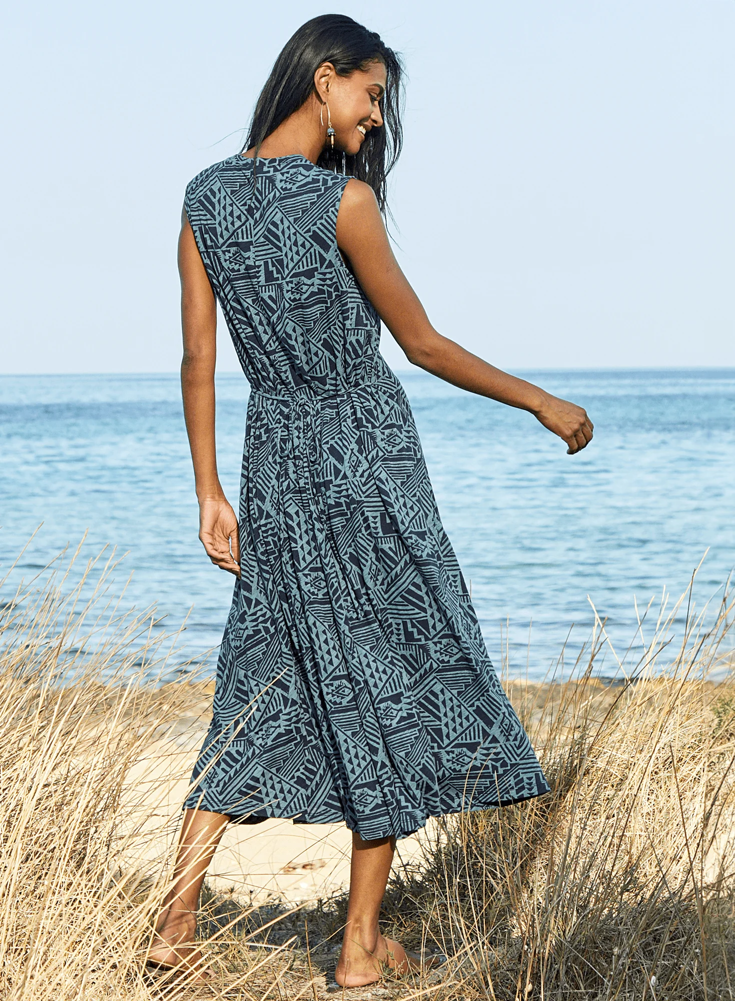 Avandra Dress - Image 4