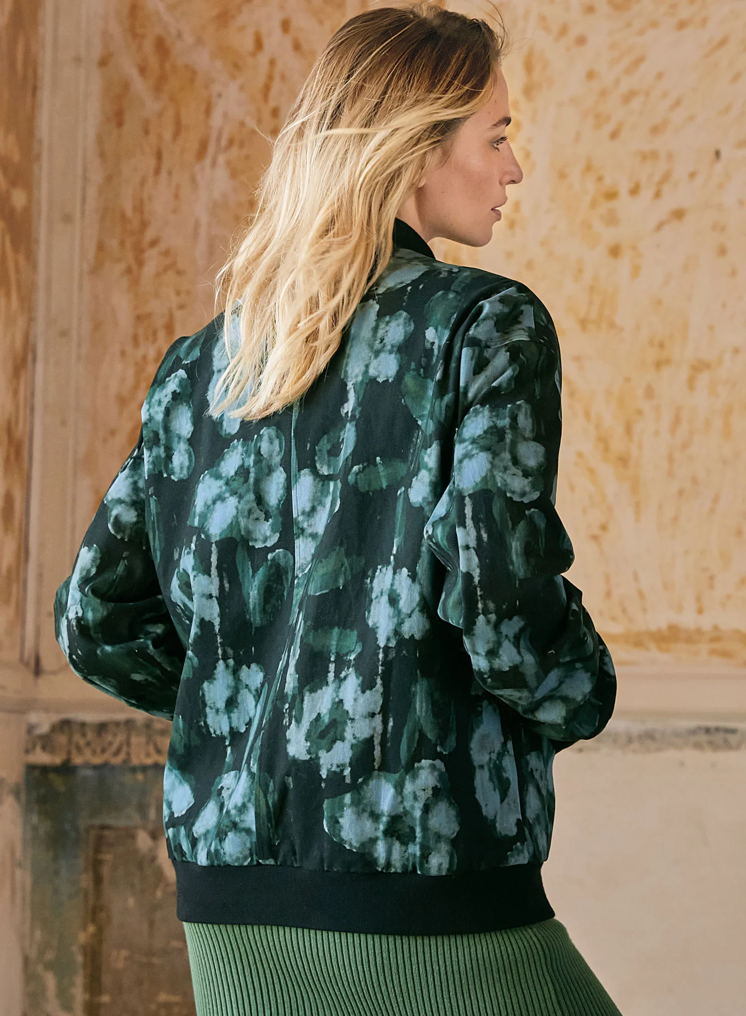 Azzura Jacket - Image 2