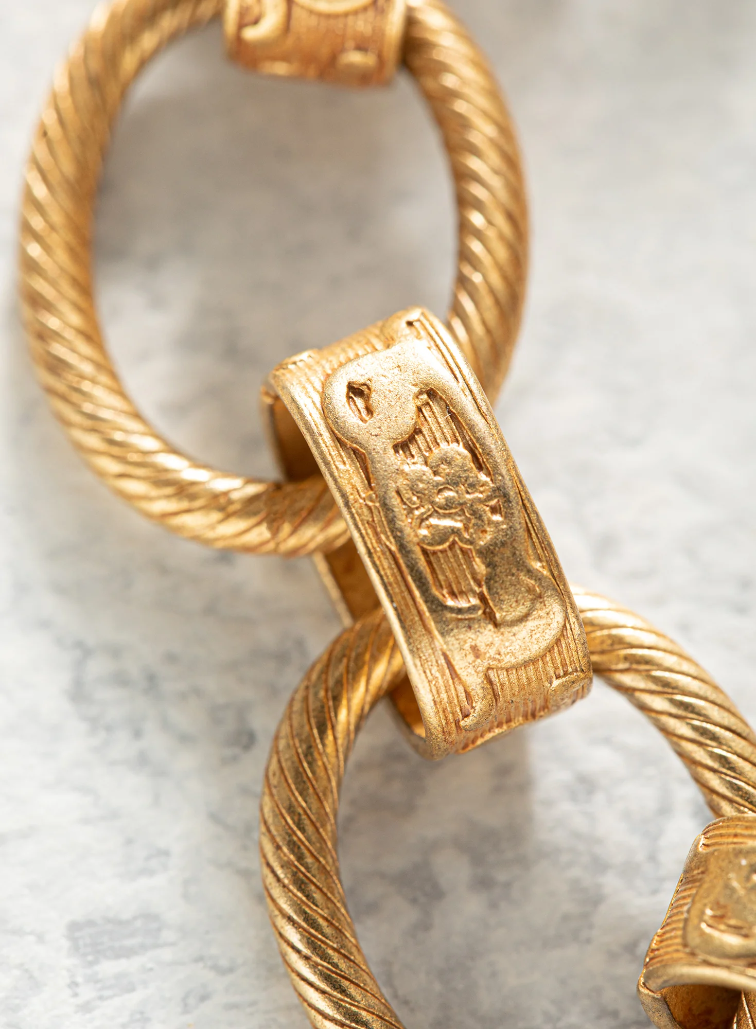 Babylonian Links Bracelet - Image 3