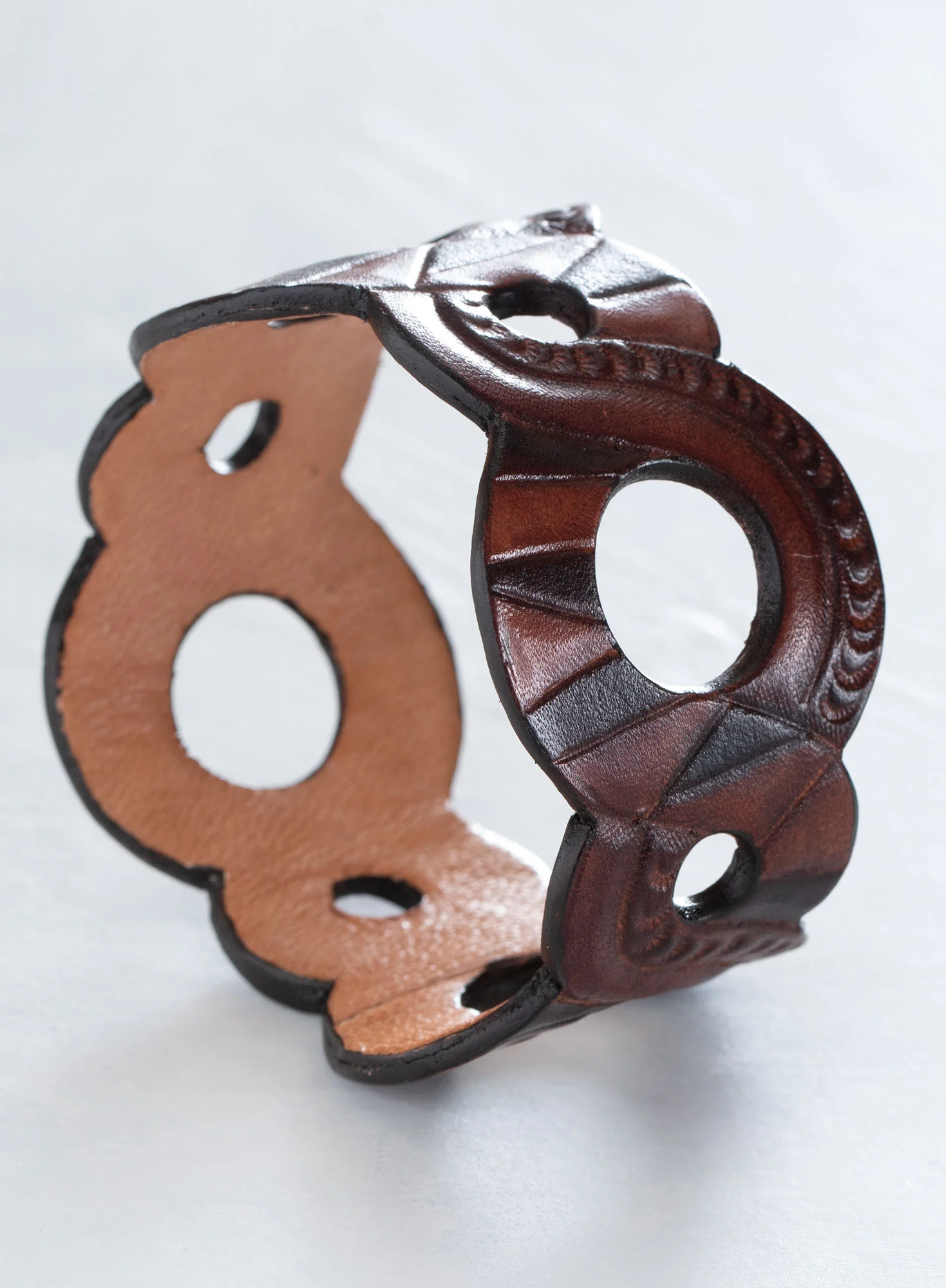Baja Leather Cuff - Image 3