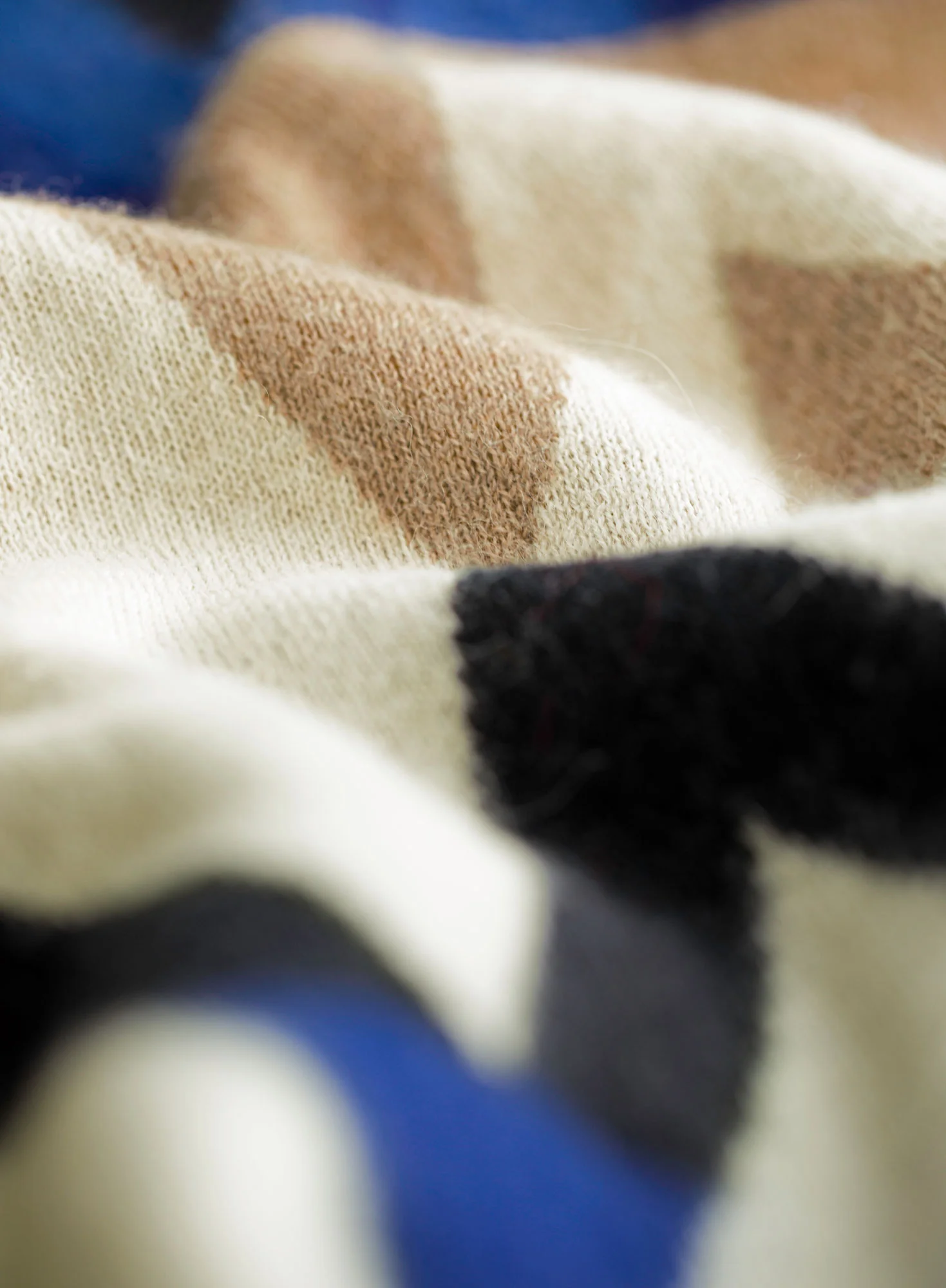 Baluran Poncho - Image 3