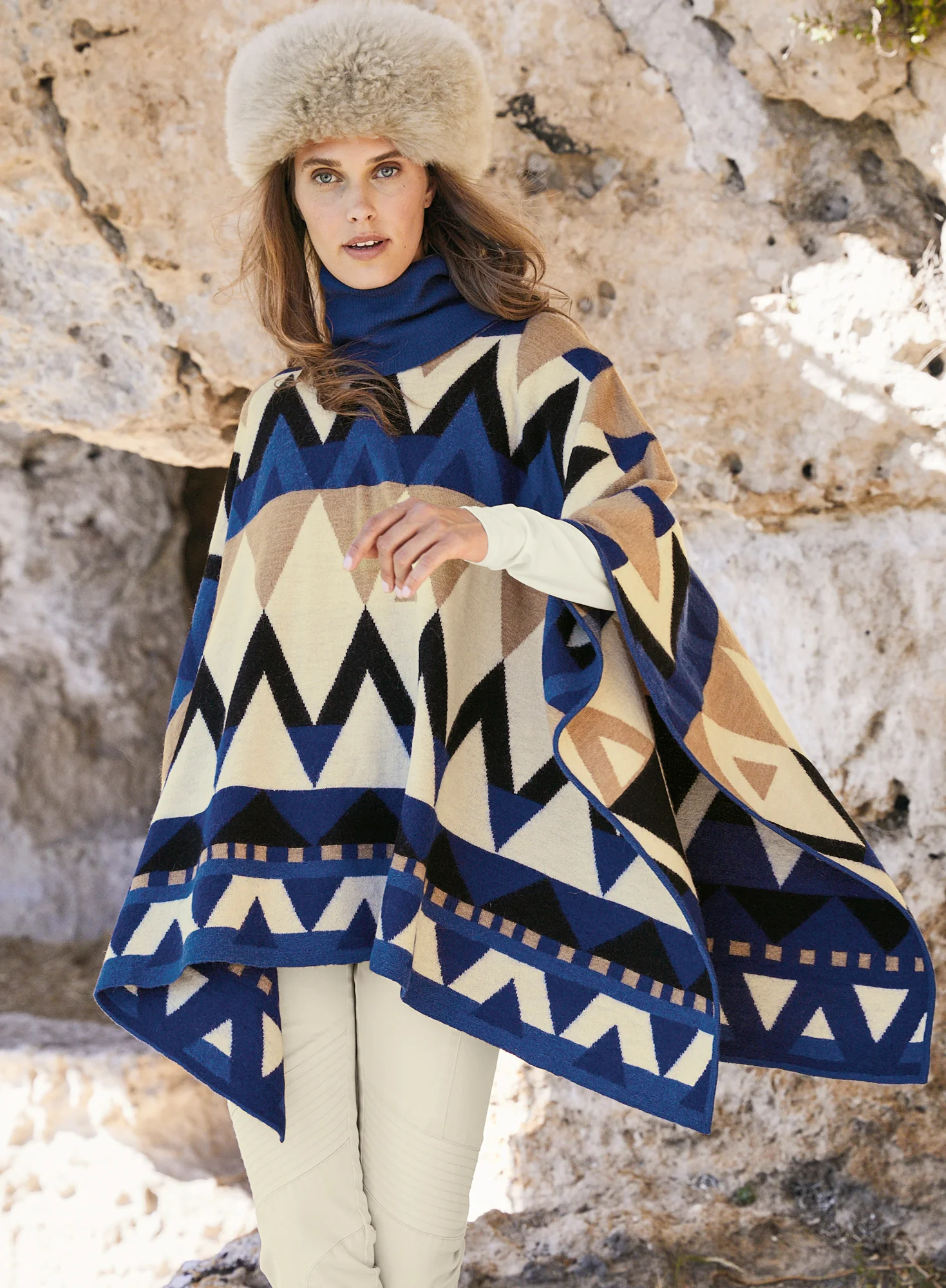 Baluran Poncho - Image 5