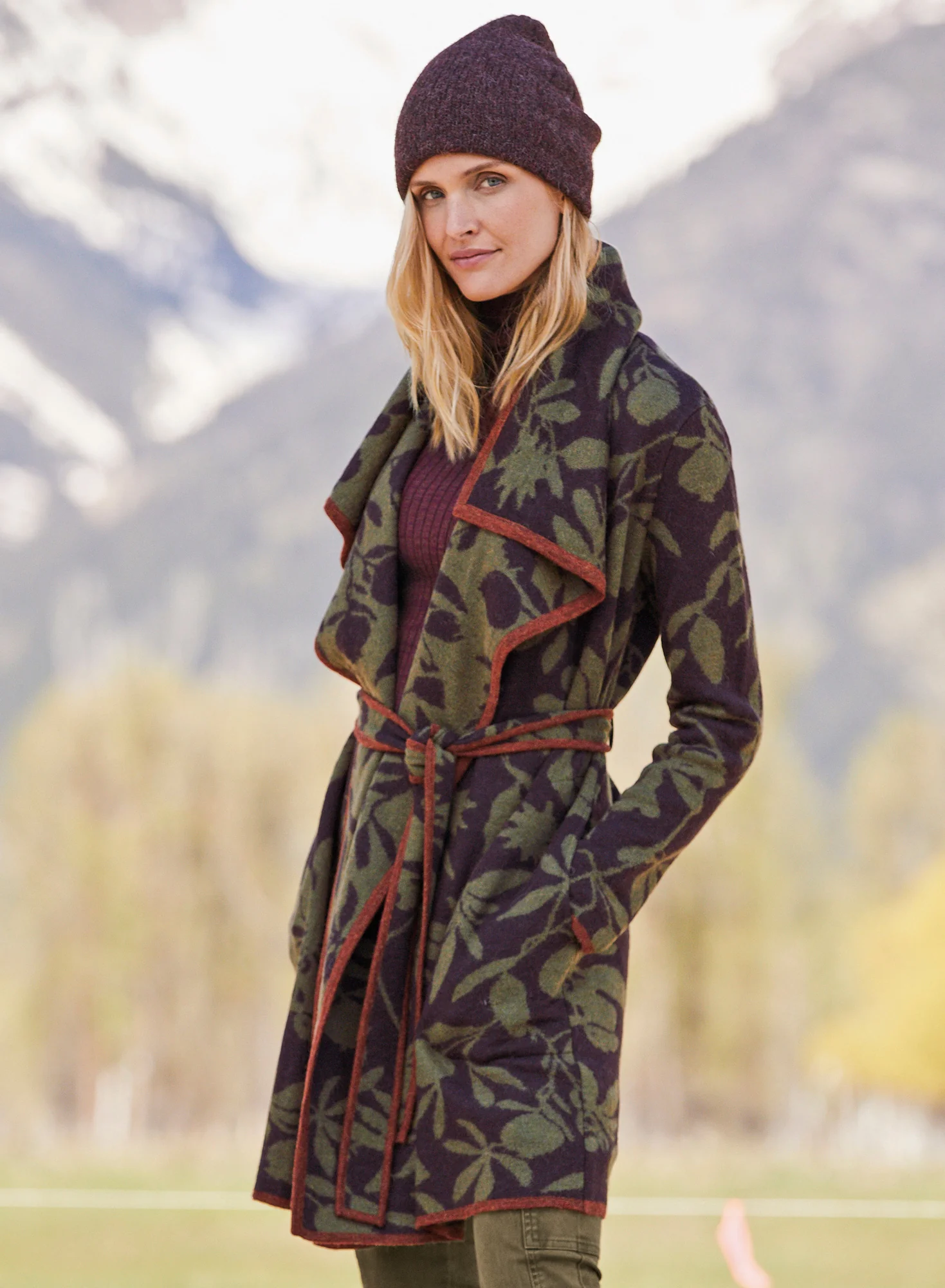 Bellona Knit Coat - Image 8