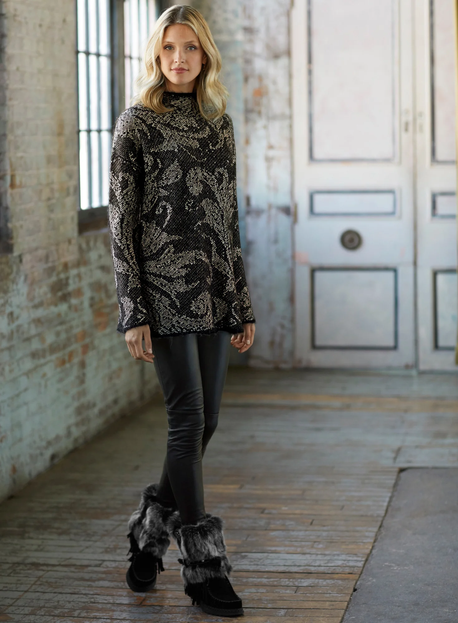 Bonded Leather Leggings - Image 6