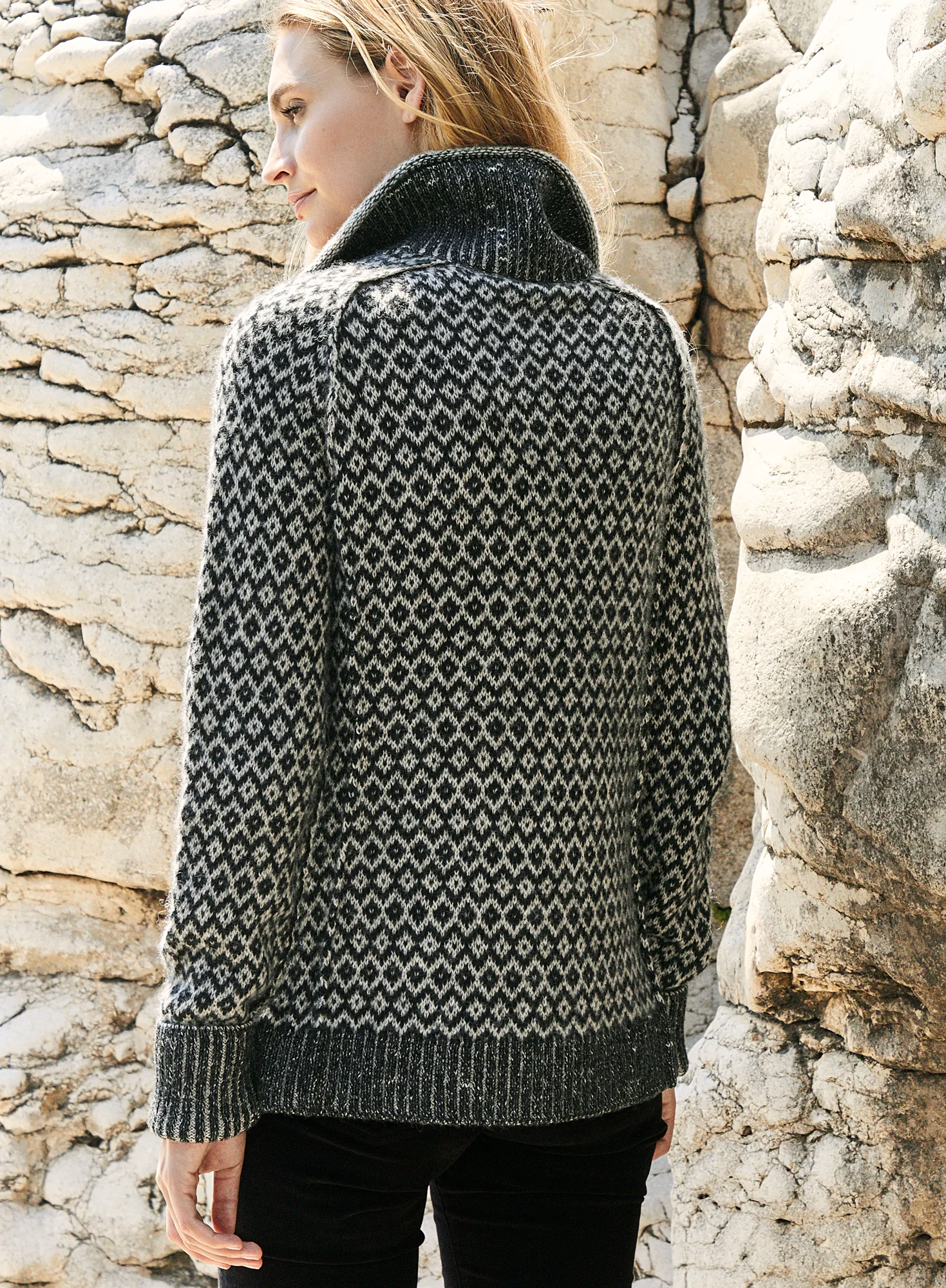 Brimfield Diamond Henley - Image 2