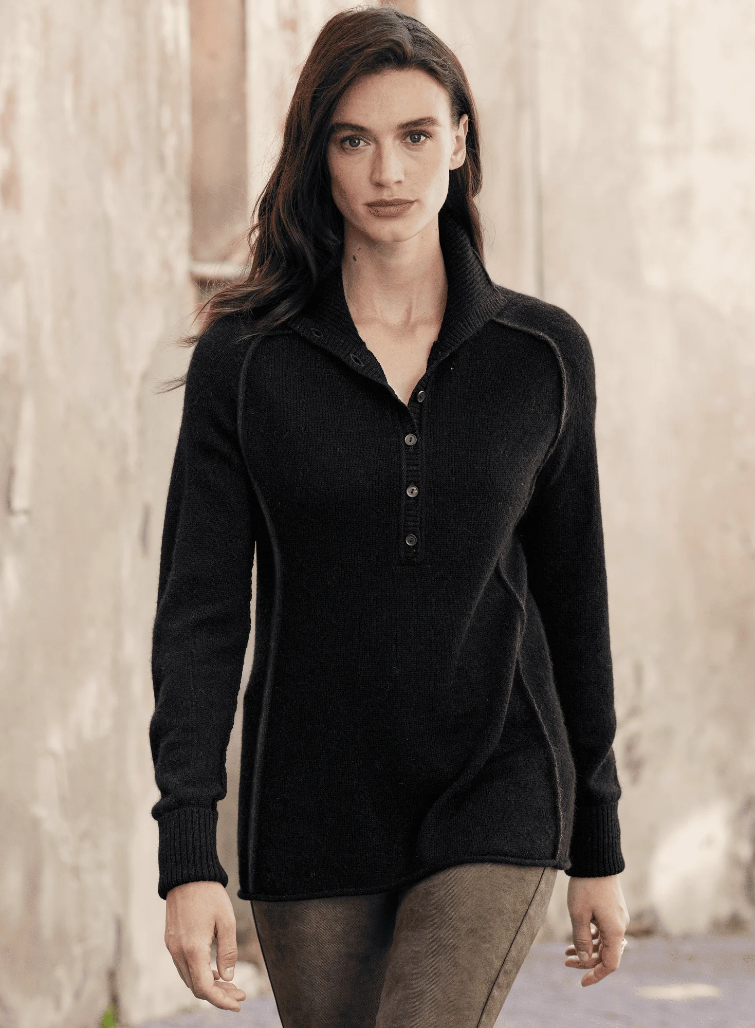 Brimfield Henley - Image 4