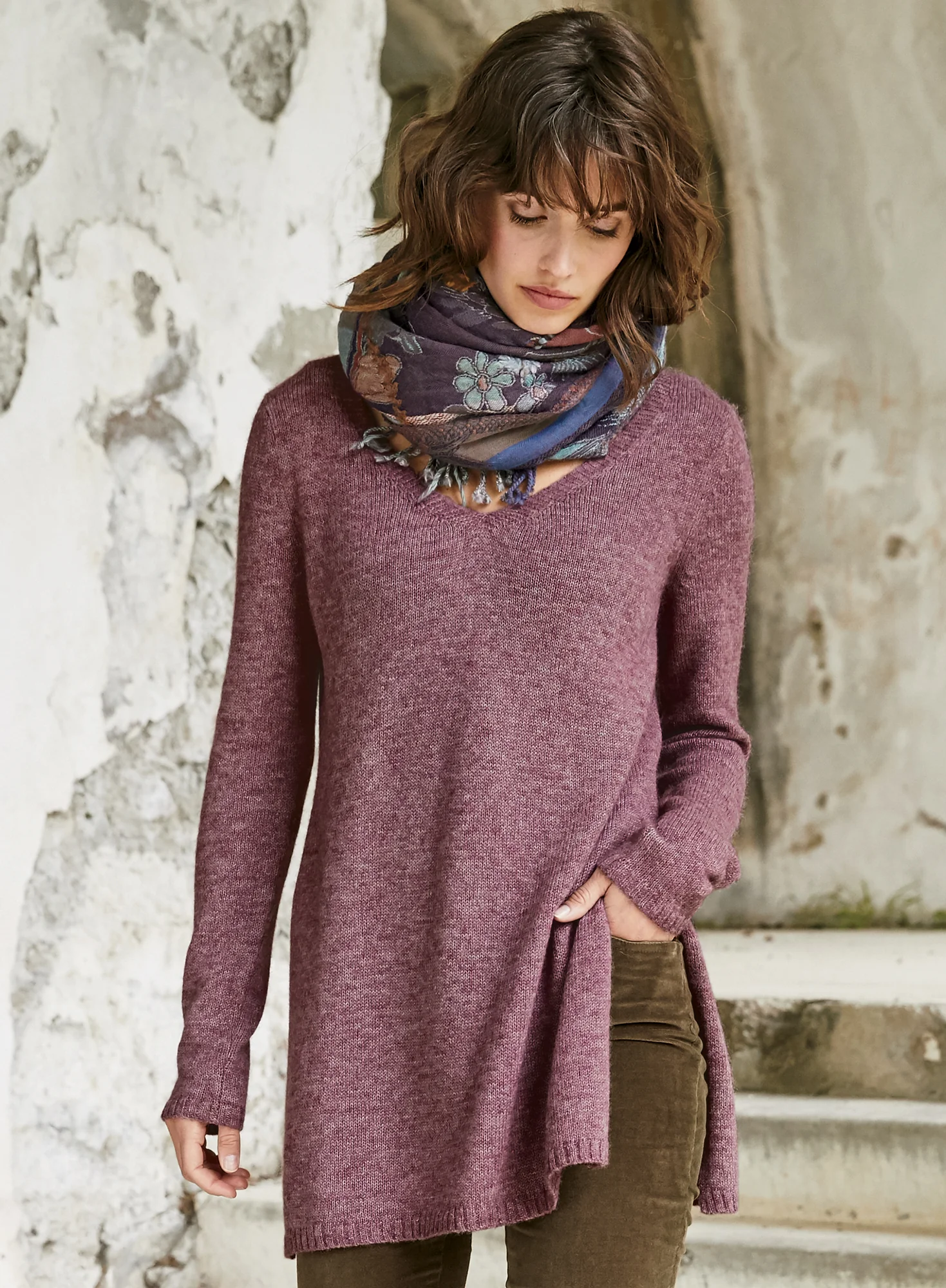 Brisa Embroidered Shawl - Image 4