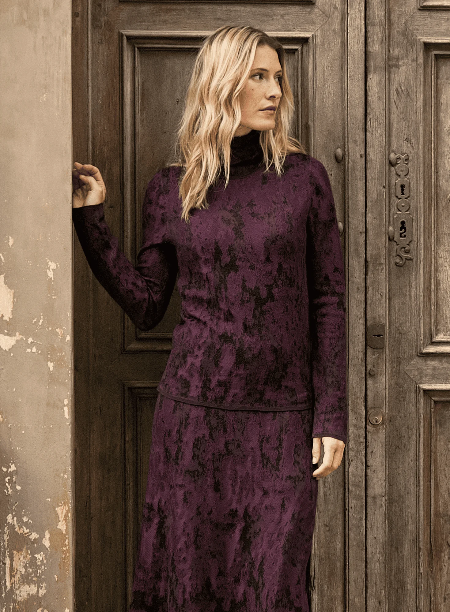 Cesena T-Neck - Image 5