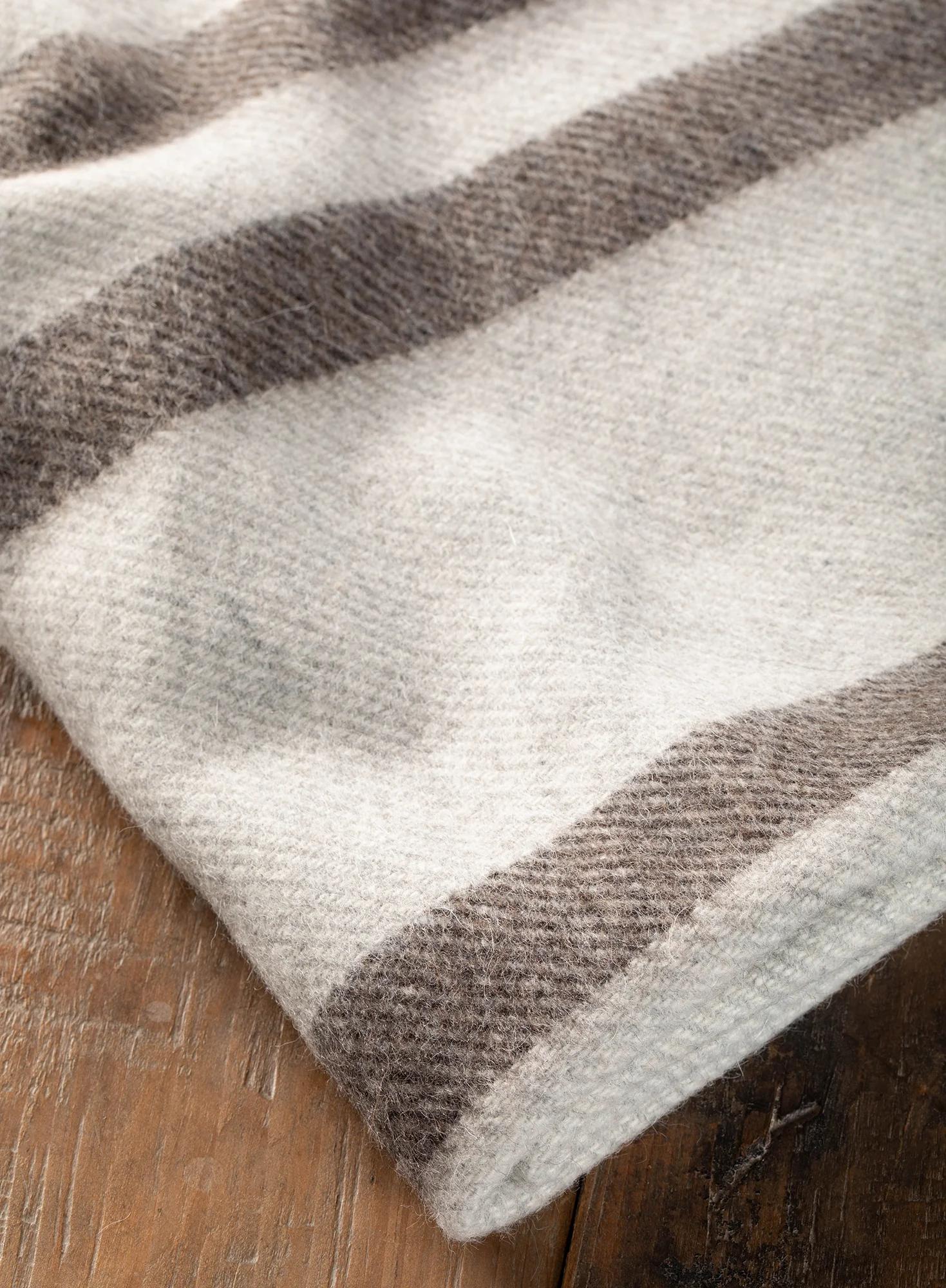 Chilca Striped Blanket - Image 3