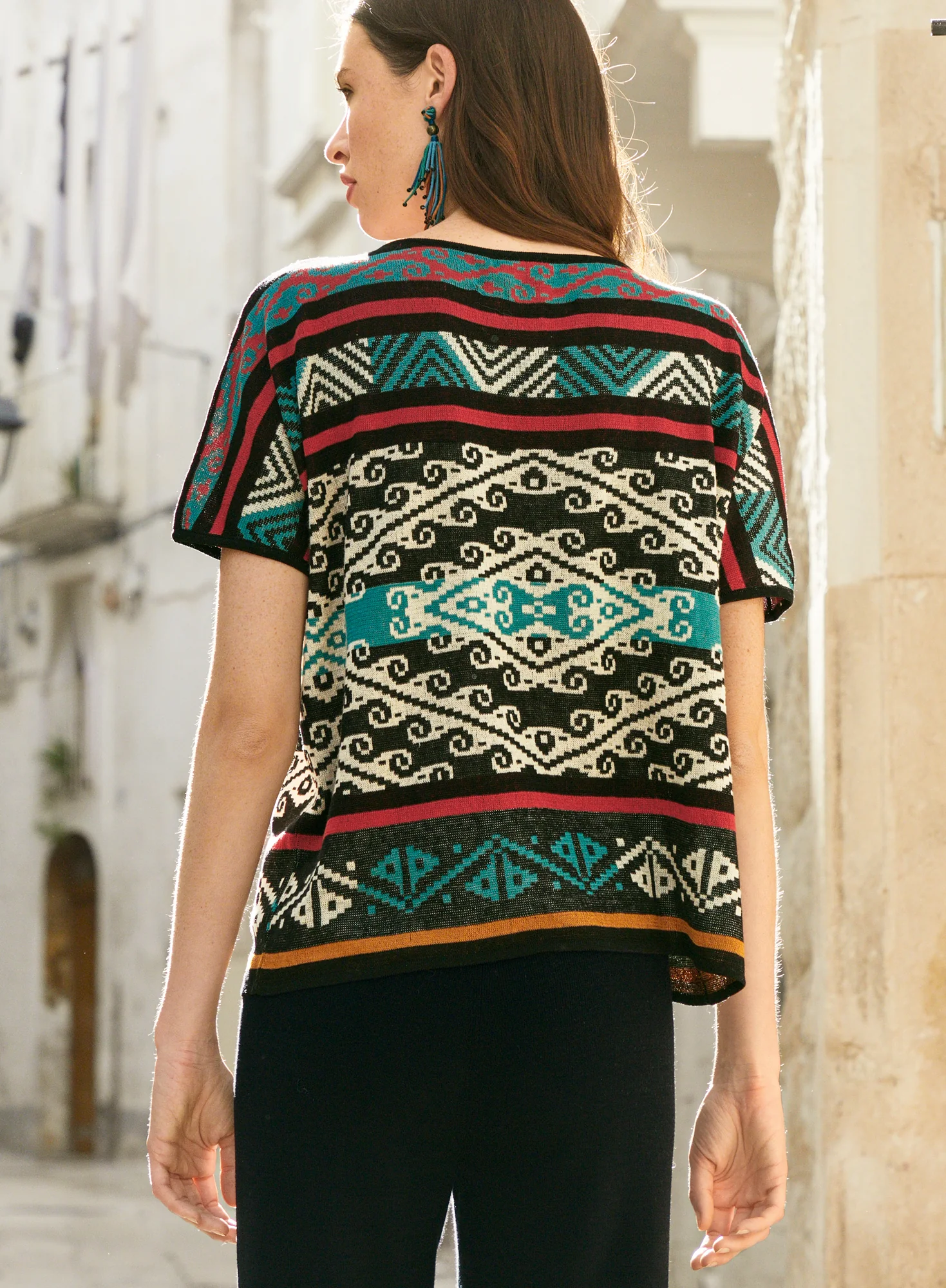 Coracora Pullover - Image 2