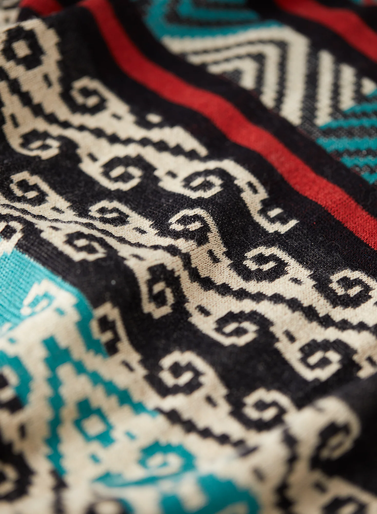 Coracora Pullover - Image 3