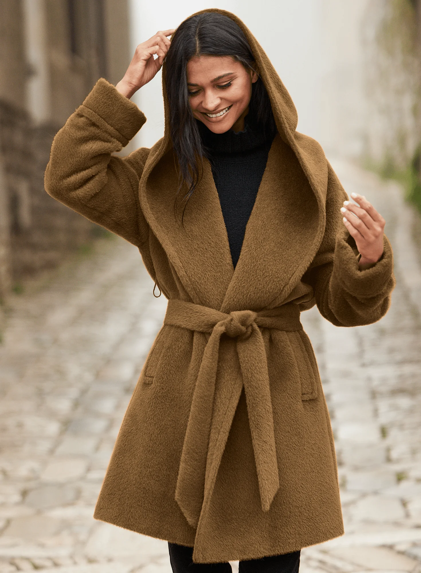 Cortina Wrap Coat - Image 5