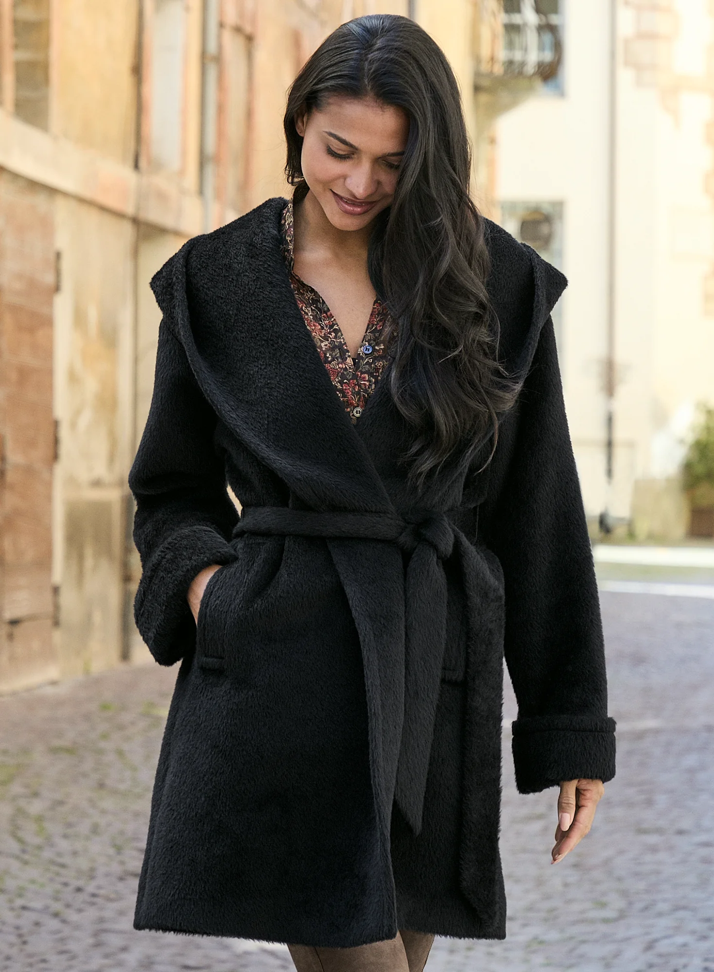 Cortina Wrap Coat - Image 3