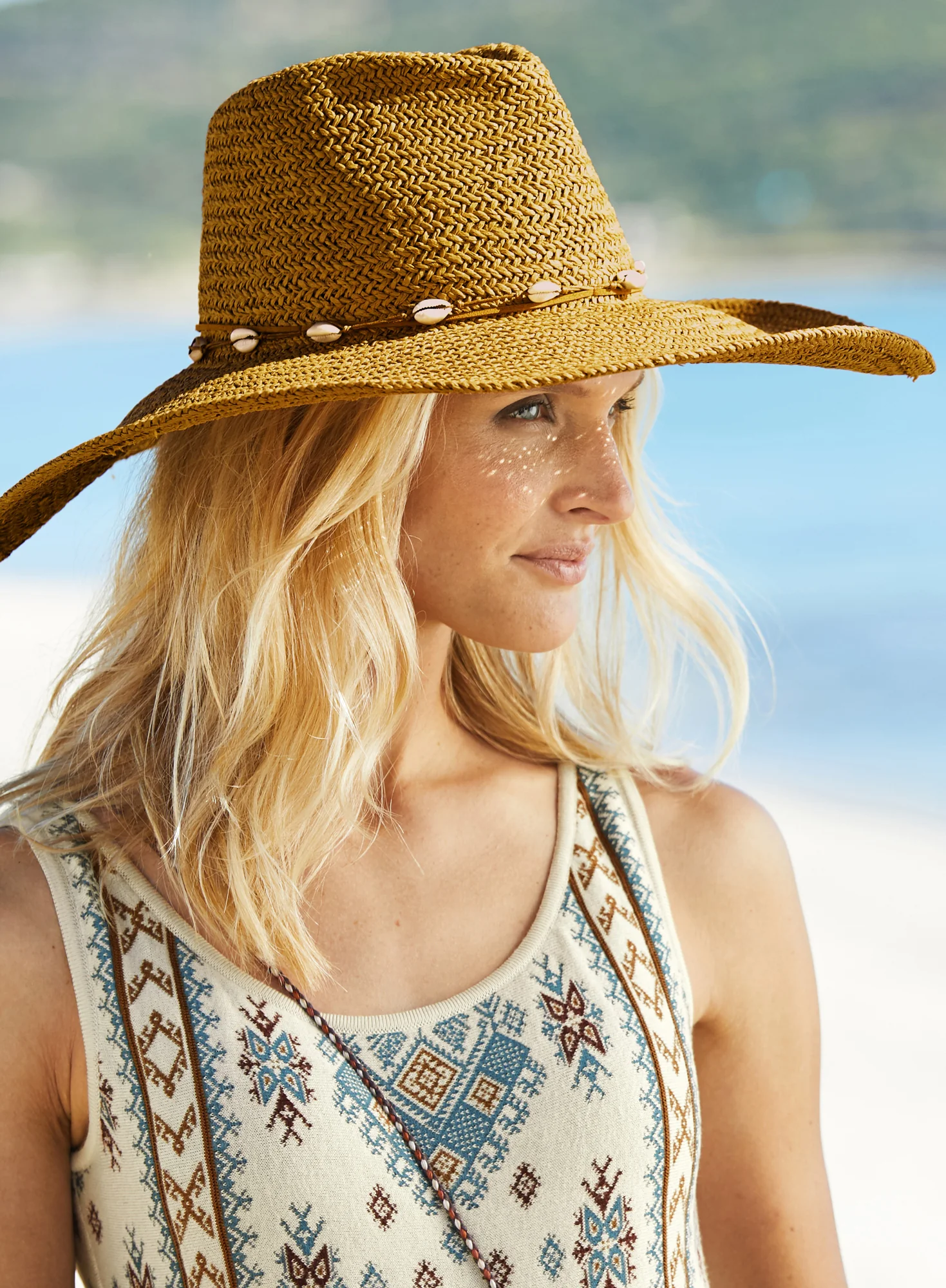 Cowry Shell Hat - Image 3
