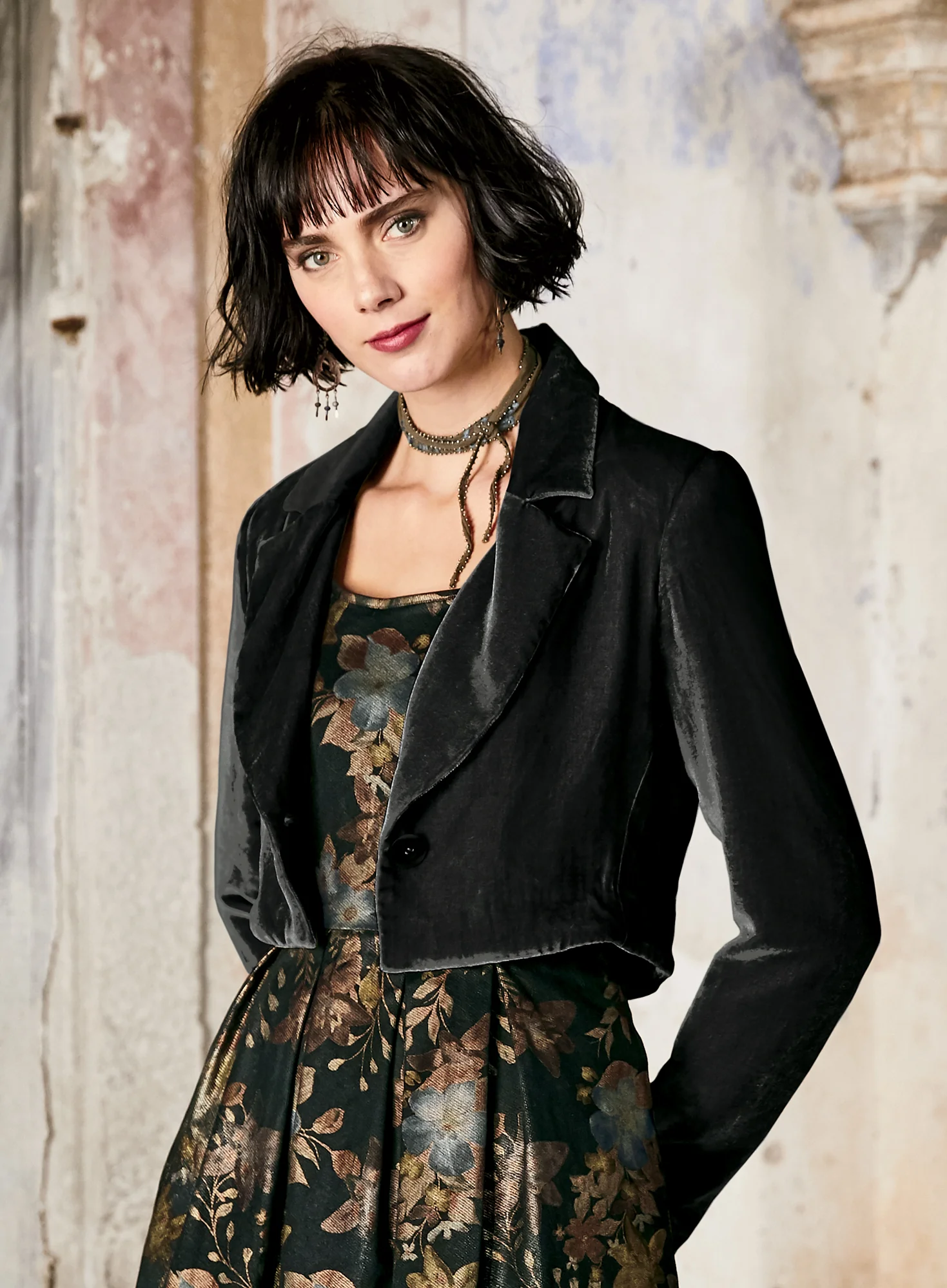 Cropped Velvet Jacket