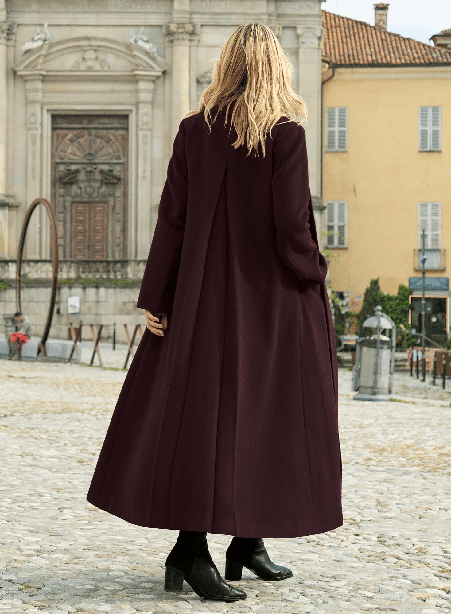 Decades Coat - Image 2