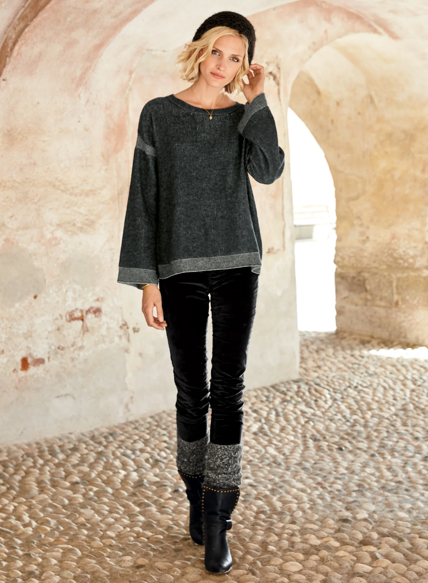 Delancey Street Pullover