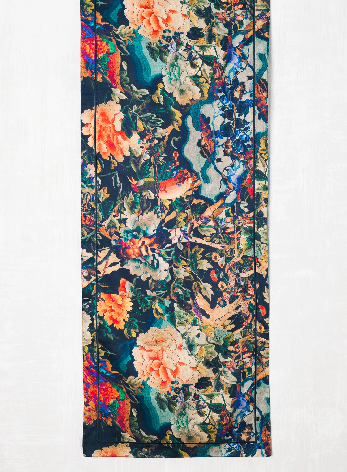 Dynasty Floral Tablerunner - Image 4