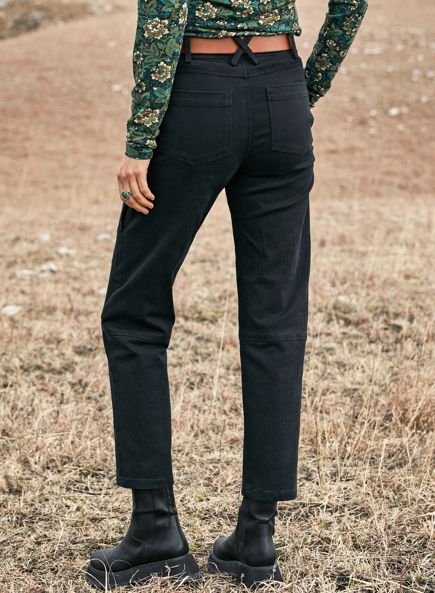 Evie Cropped Pants - Image 2