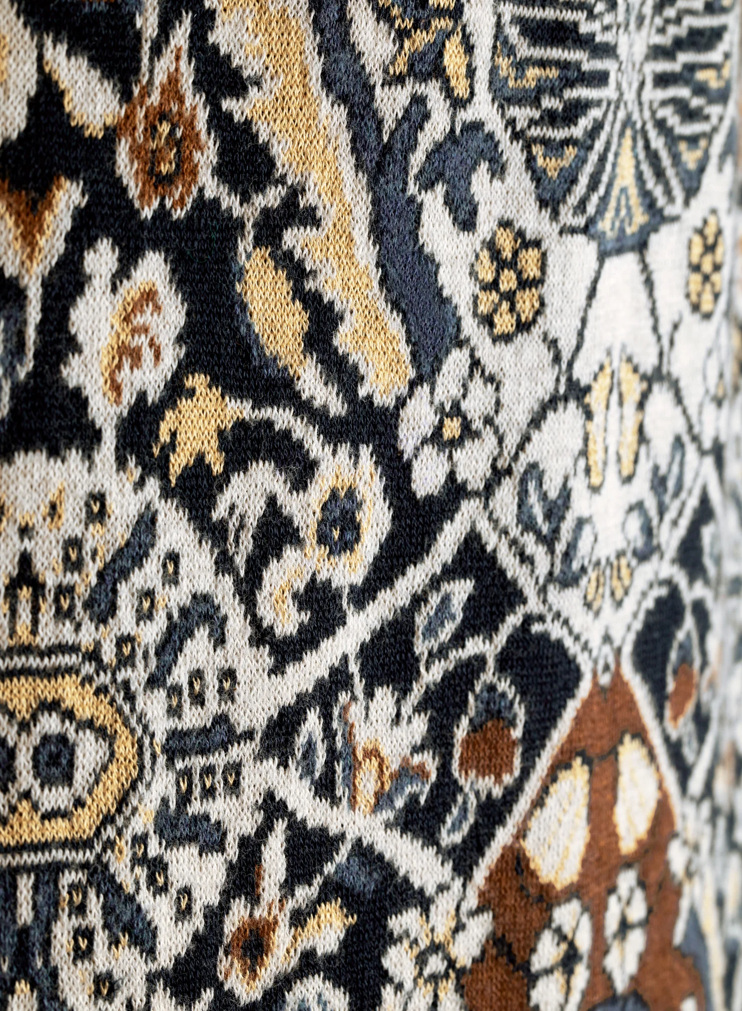 Faded Rug Skirt 37" - Image 5