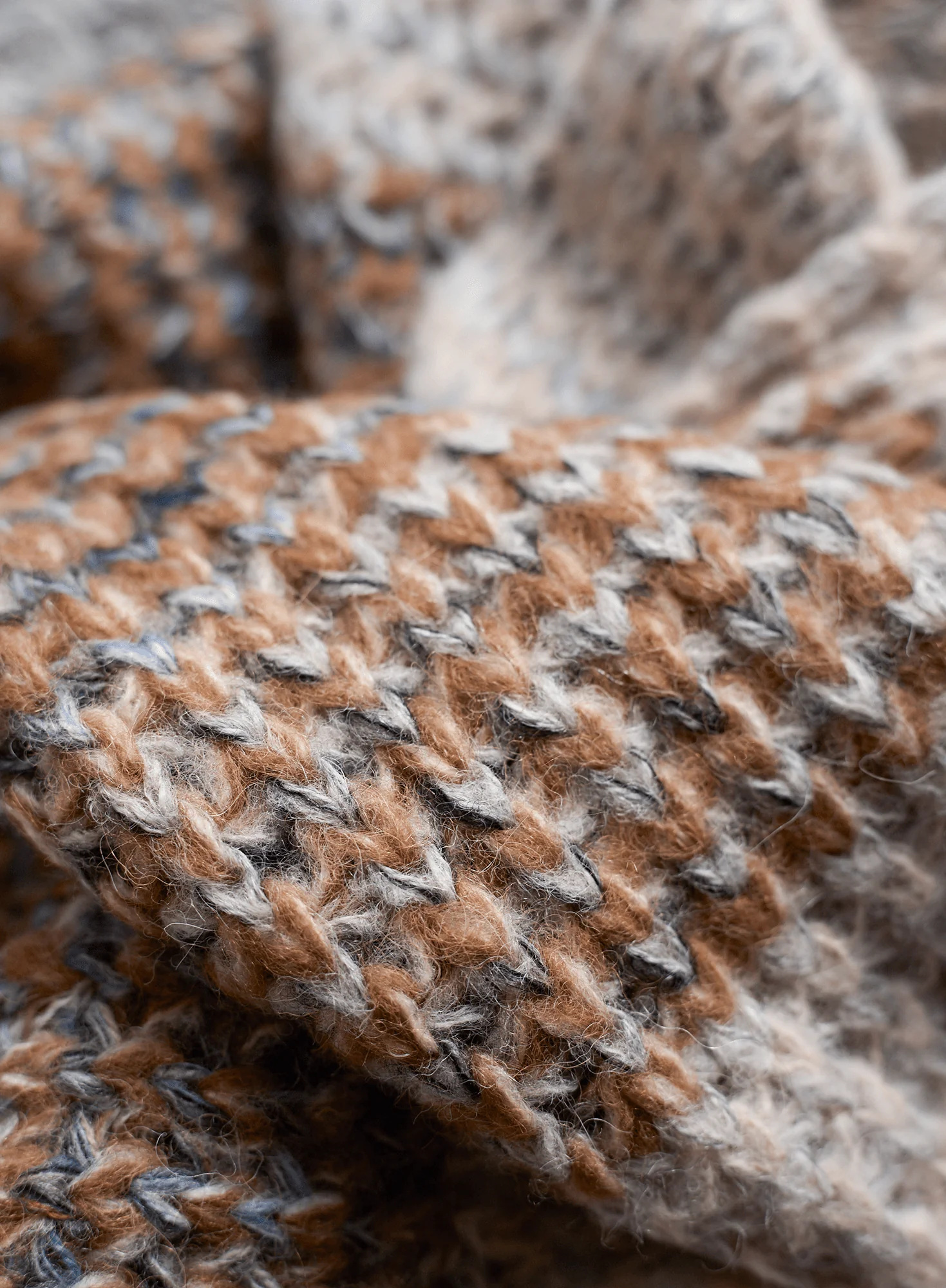 Ferla Infinity Scarf - Image 3