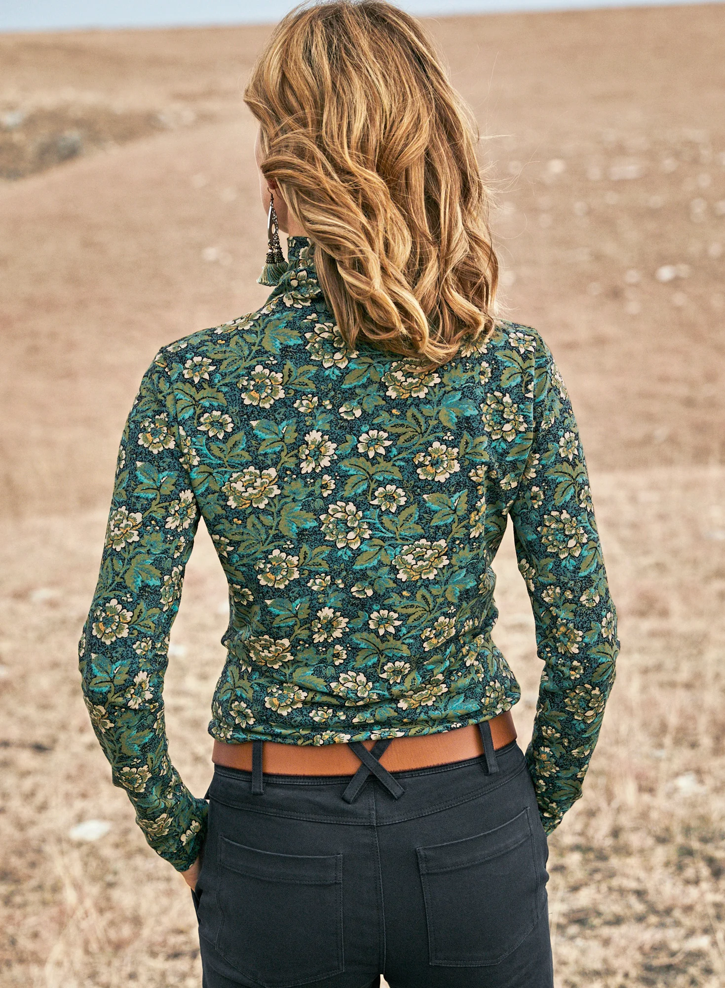 Fernwood T-Neck - Image 2