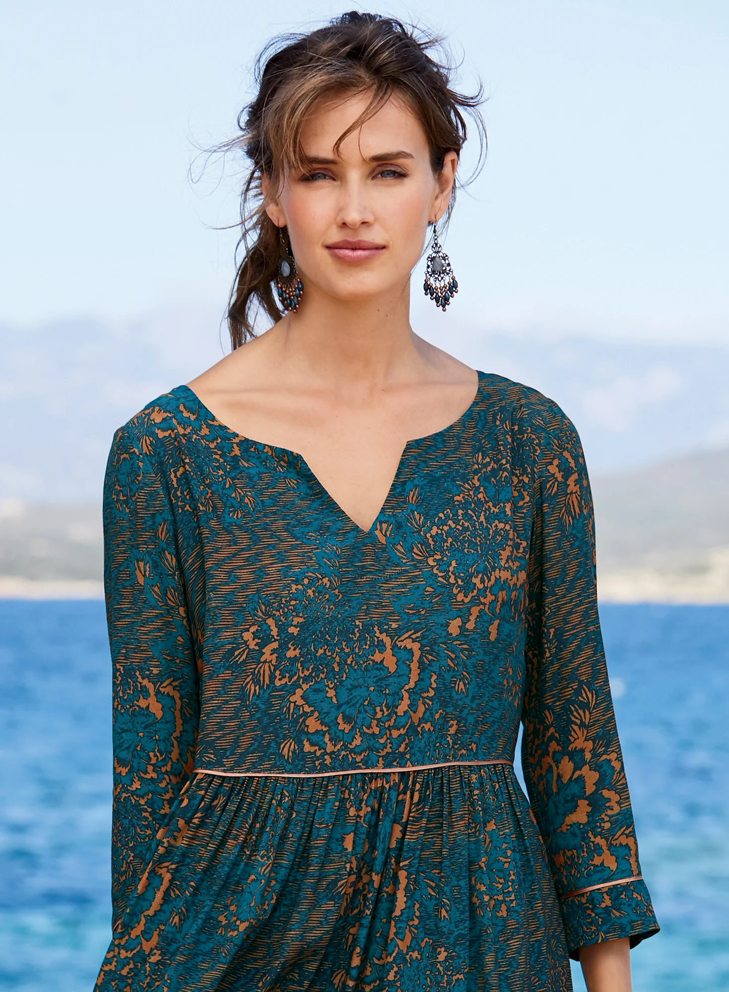 Filigree Chandelier Earrings - Image 4