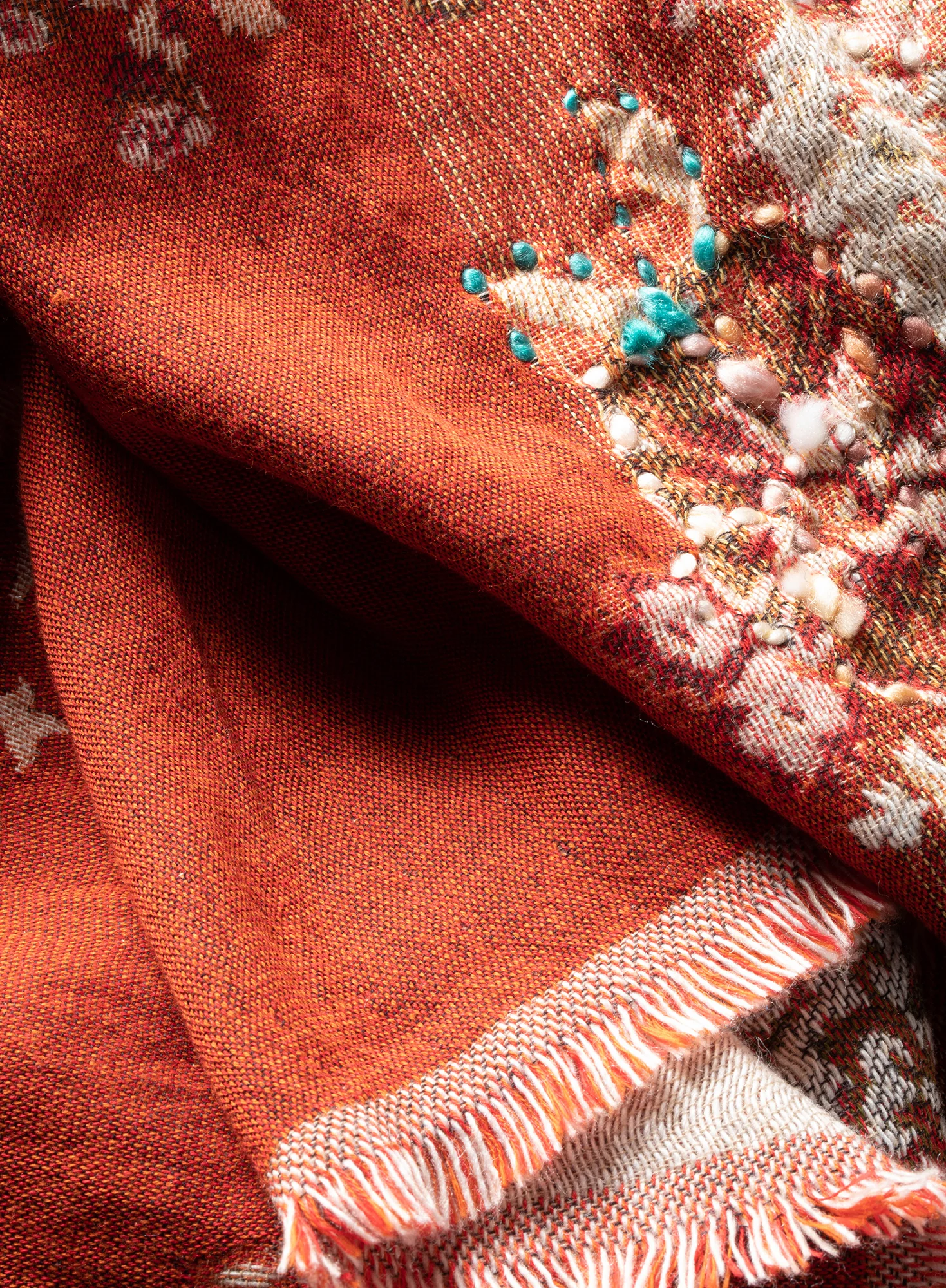 Floral Bouquet Shawl - Image 2