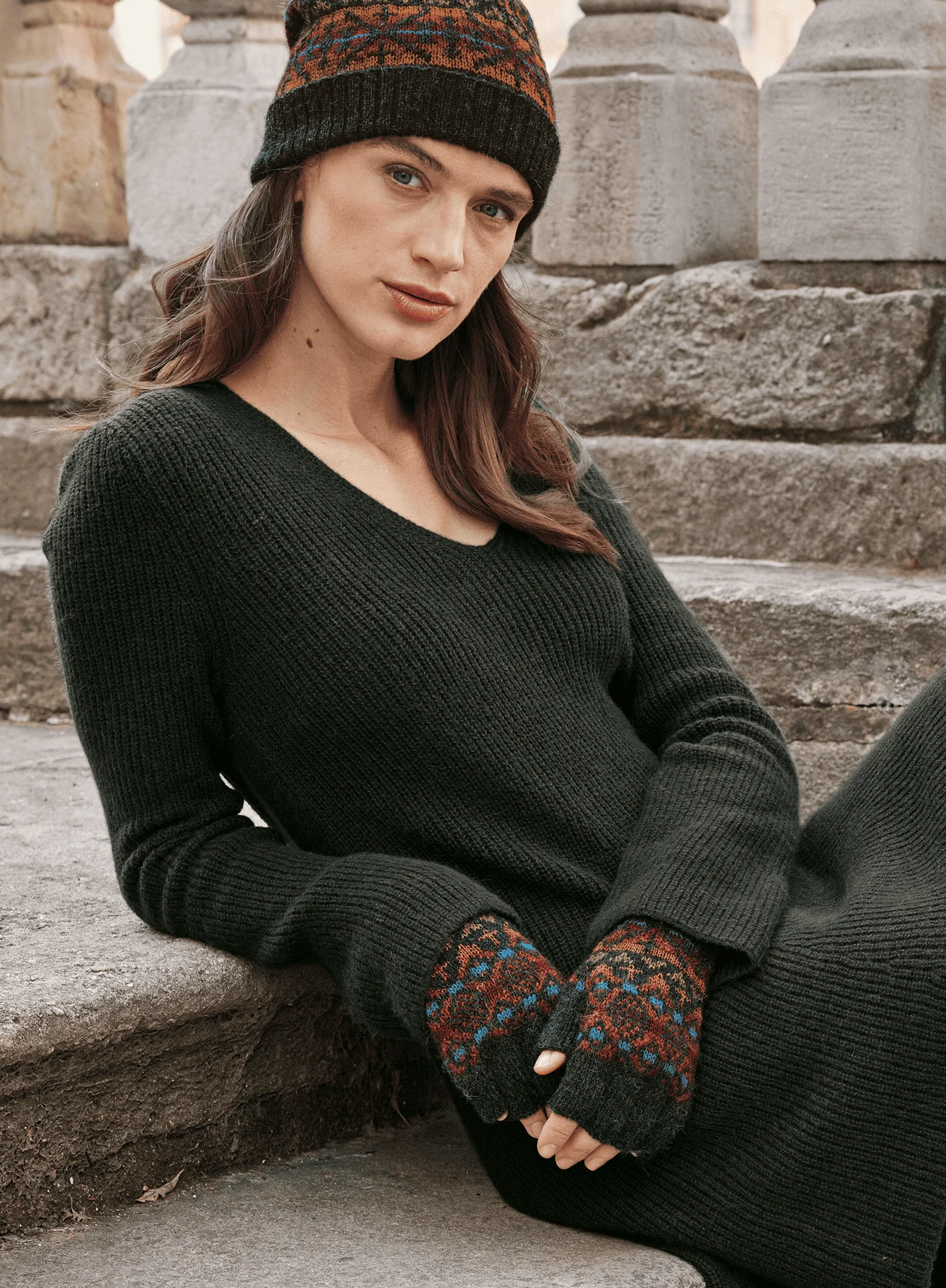 Geneve Fingerless Gloves - Image 4