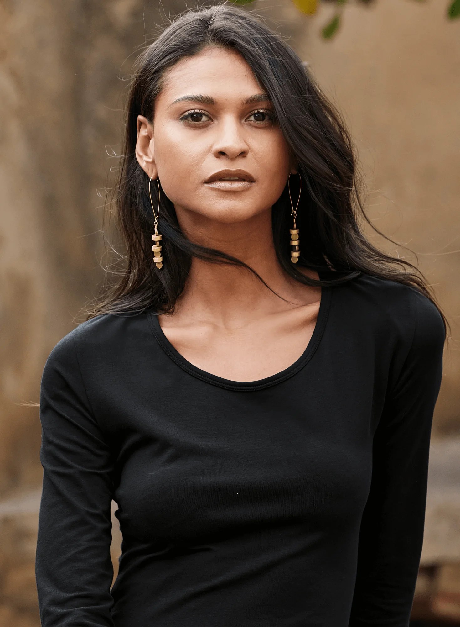 Gilded Age Earrings - Image 4