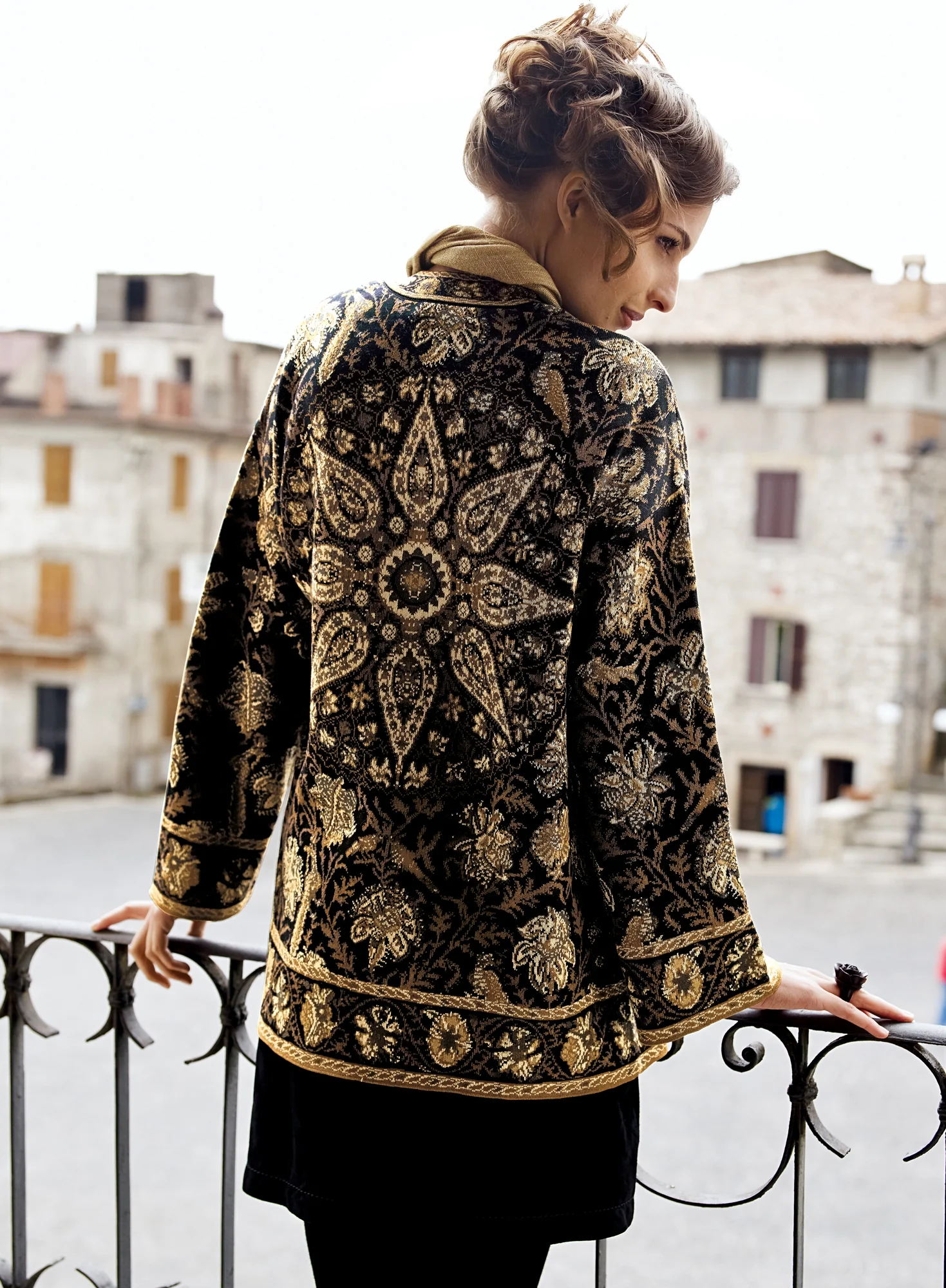Gilded Lily Kimono