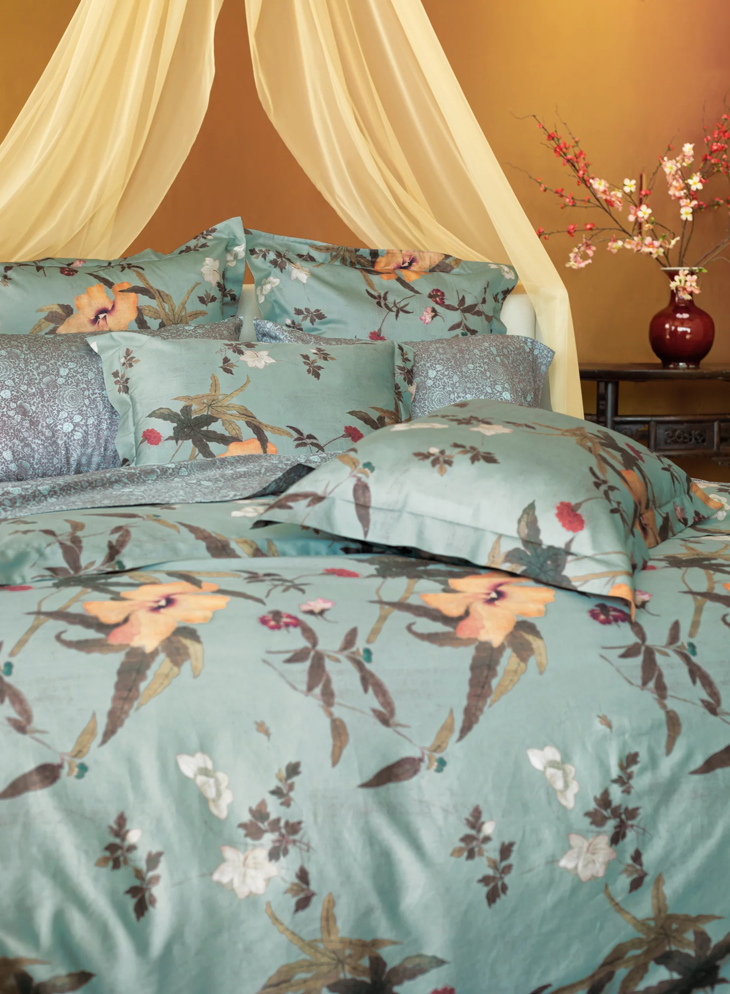 Hibiscus Duvet Cover Set - Image 3