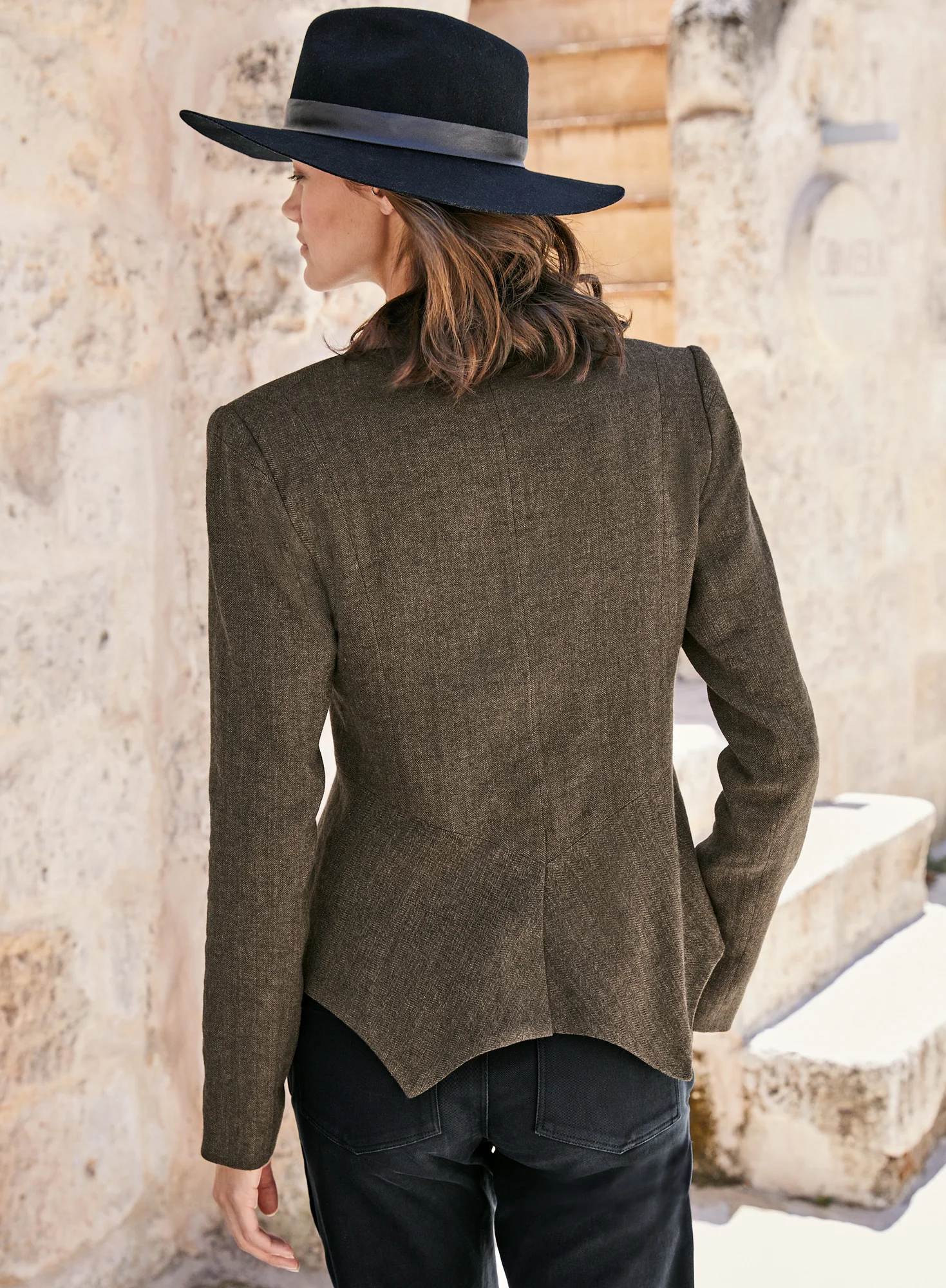 Highgate Jacket - Image 2