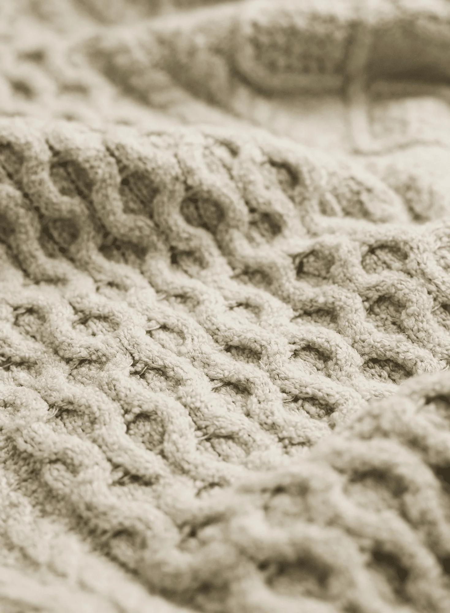 Inisheer Pullover - Image 3