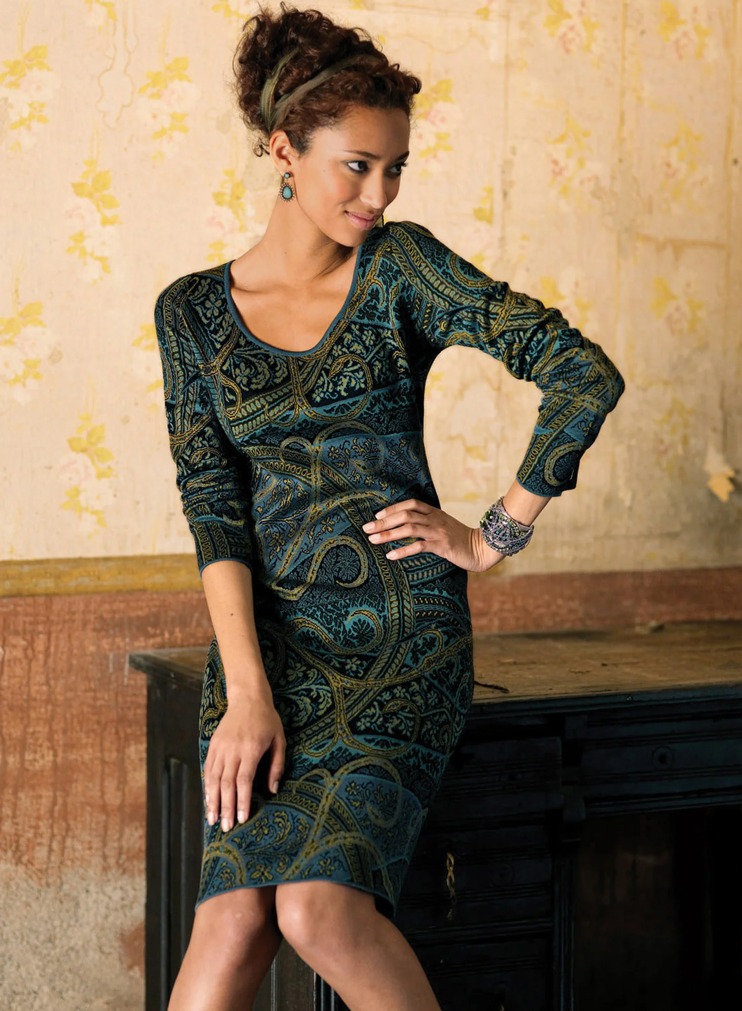 Kashmiri Dress - Image 6