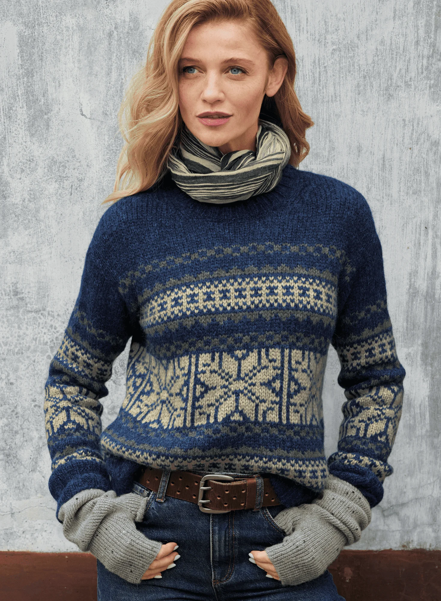 Killarney Fingerless Gloves - Image 4
