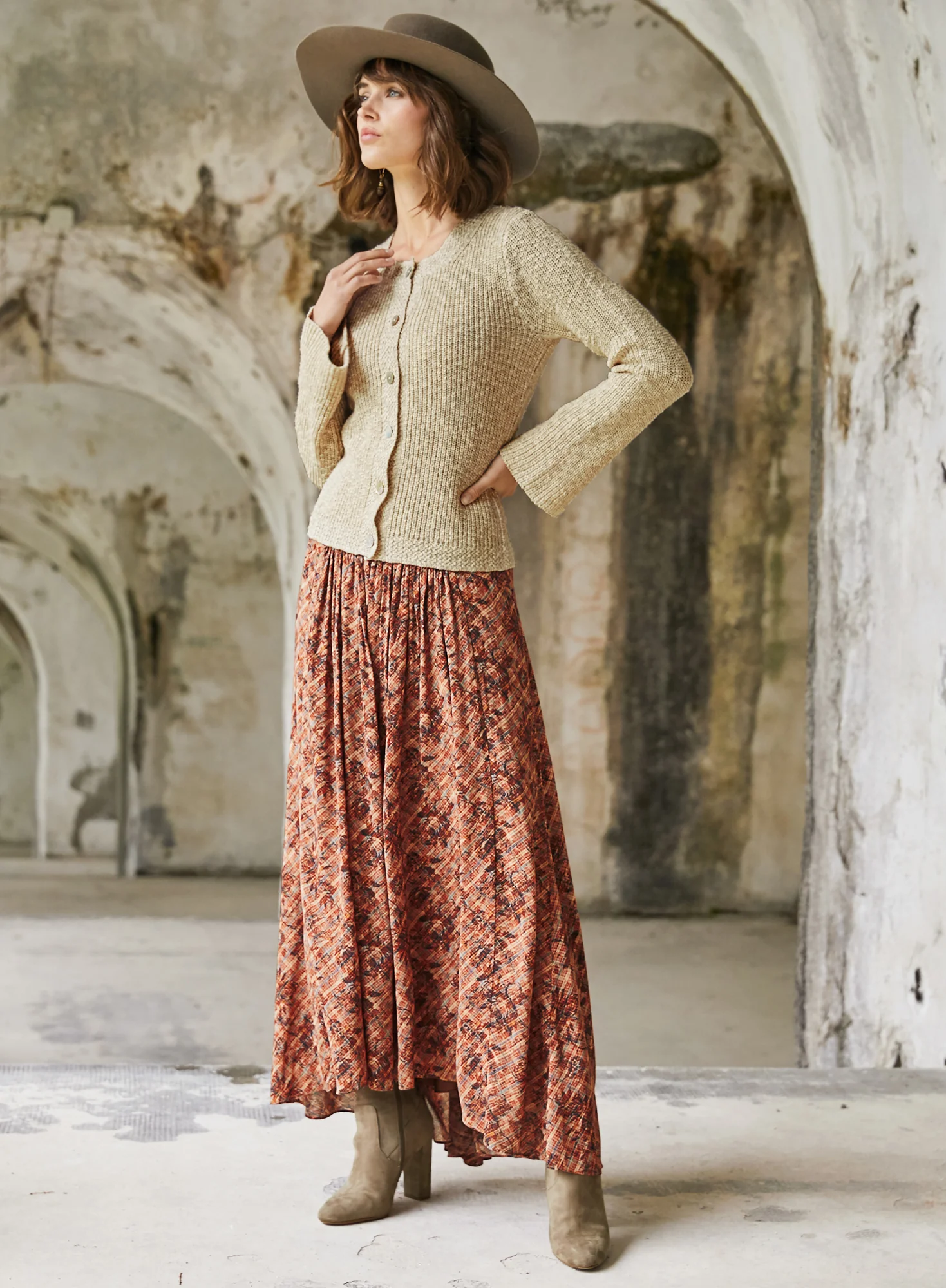 Kirkwall Maxi-Skirt - Image 5