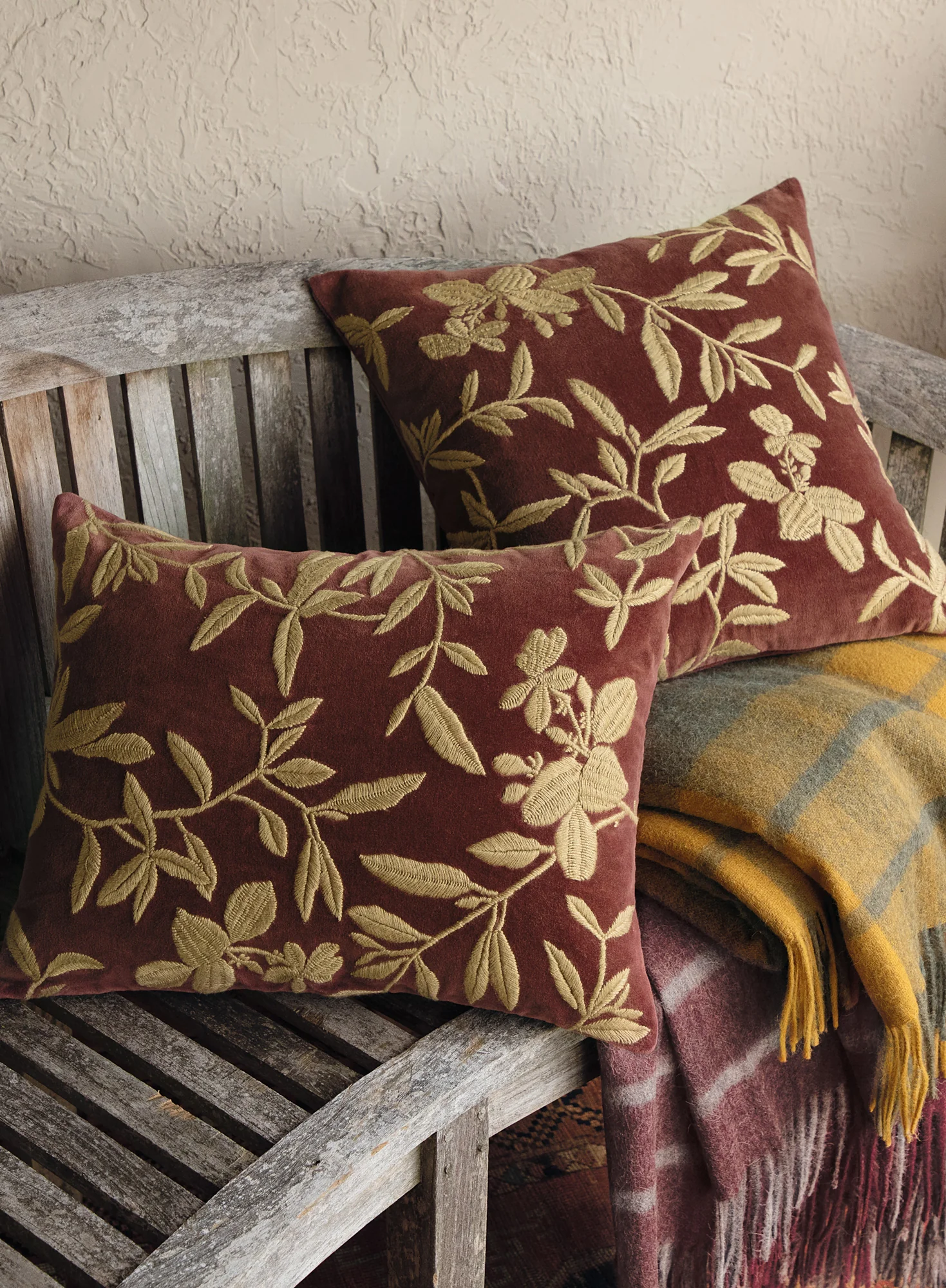 Laurel Leaf Embroidery Pillow - Image 3