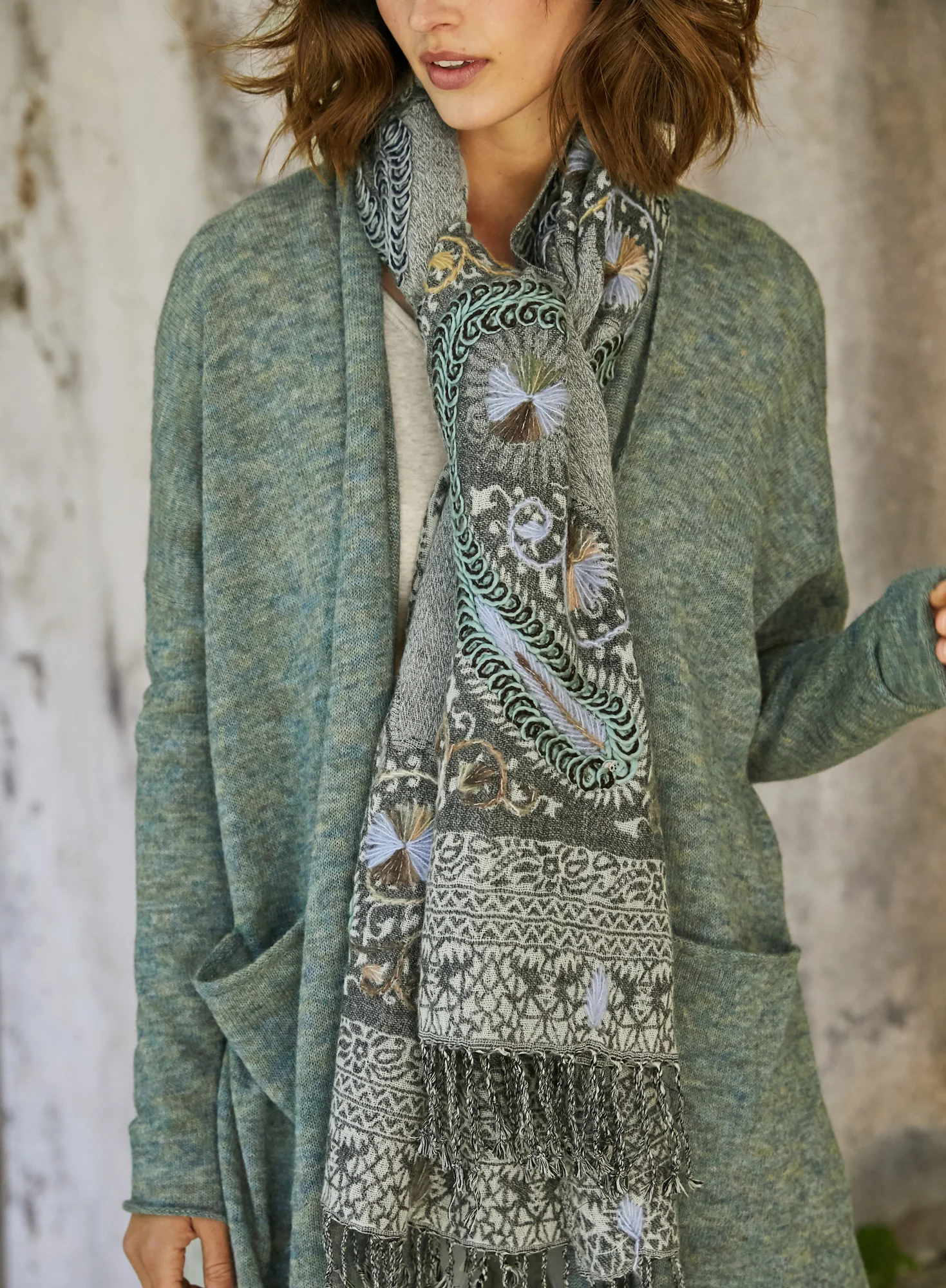 Lavinia Embroidered Shawl - Image 5