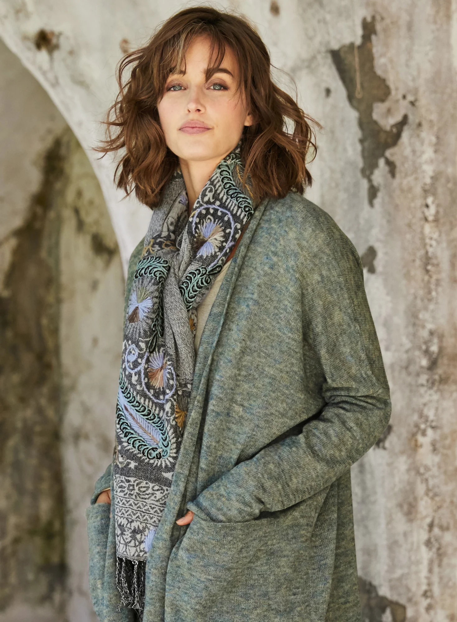 Lavinia Embroidered Shawl - Image 6
