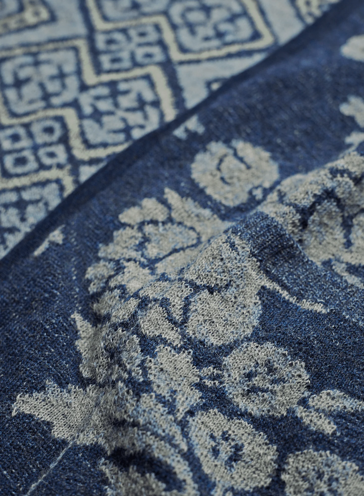 Lillet Reversible Cardigan - Image 3