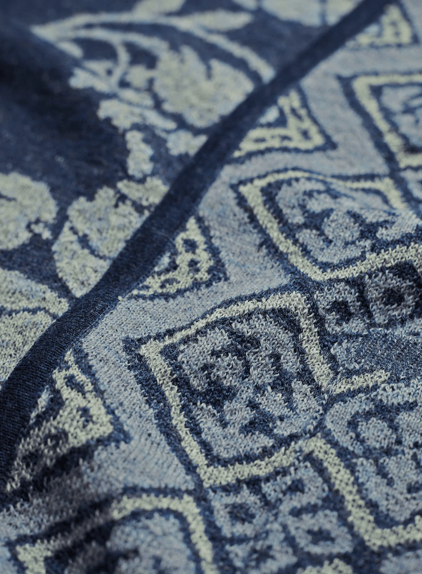 Lillet Reversible Cardigan - Image 4