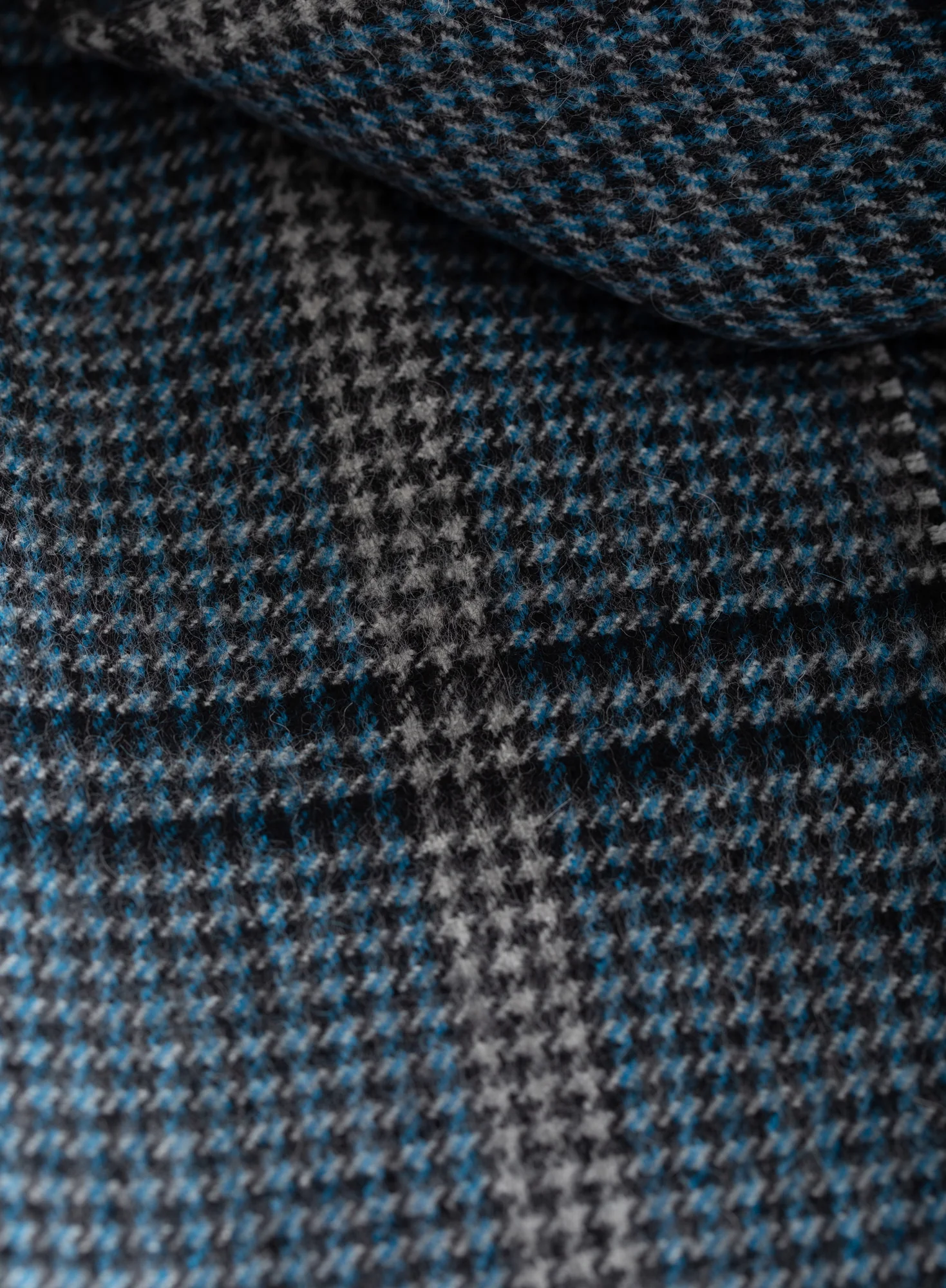 Lynton Scarf - Image 10