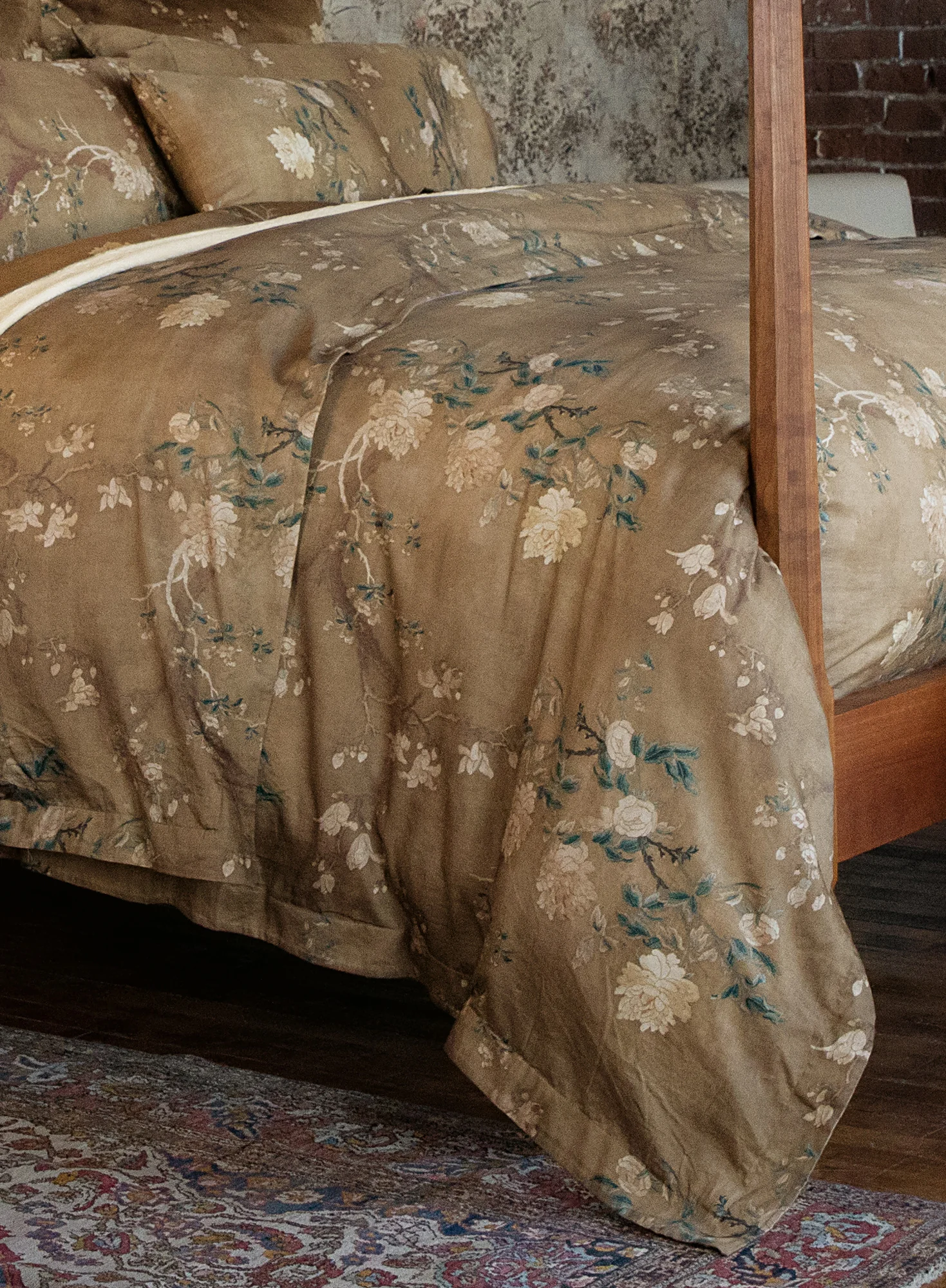 Magnolia Duvet Cover Set - Image 3